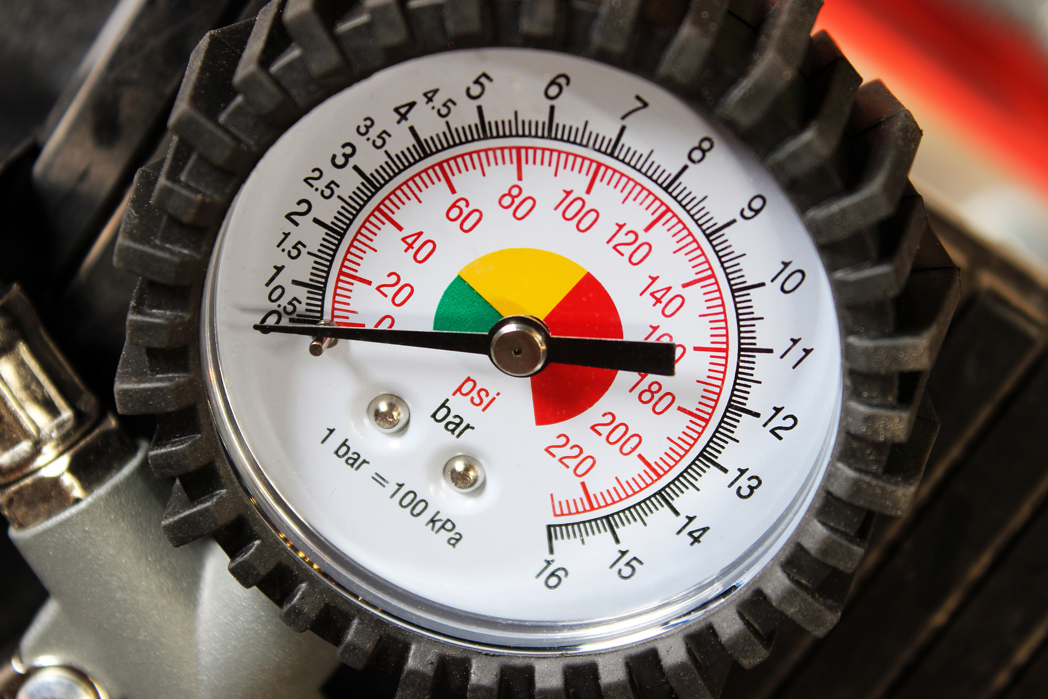 manometer gauge for measuring gas pressure in the compressor.