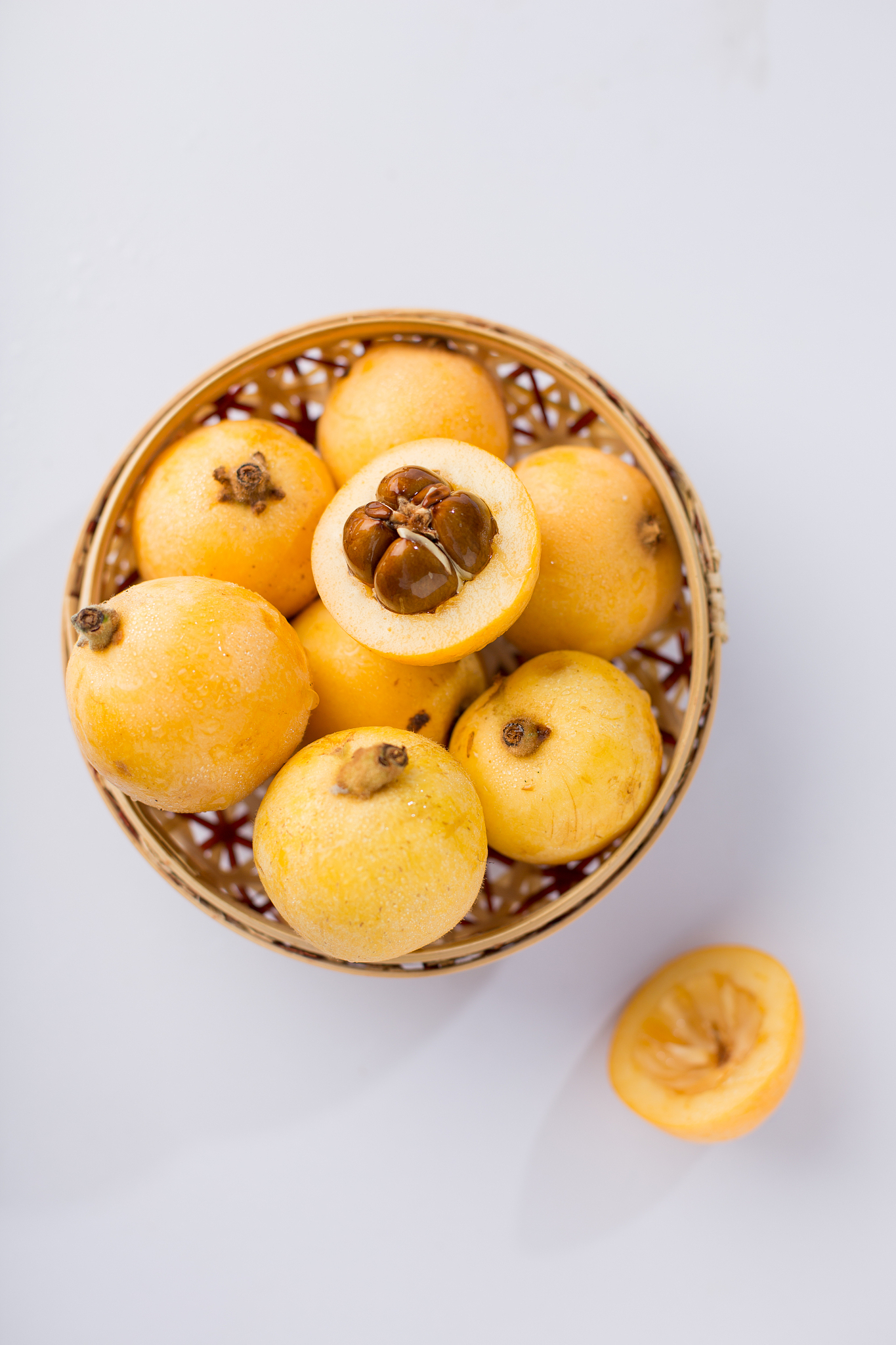 枇杷果核分离方法步骤详解 - 如何轻松去除枇杷核