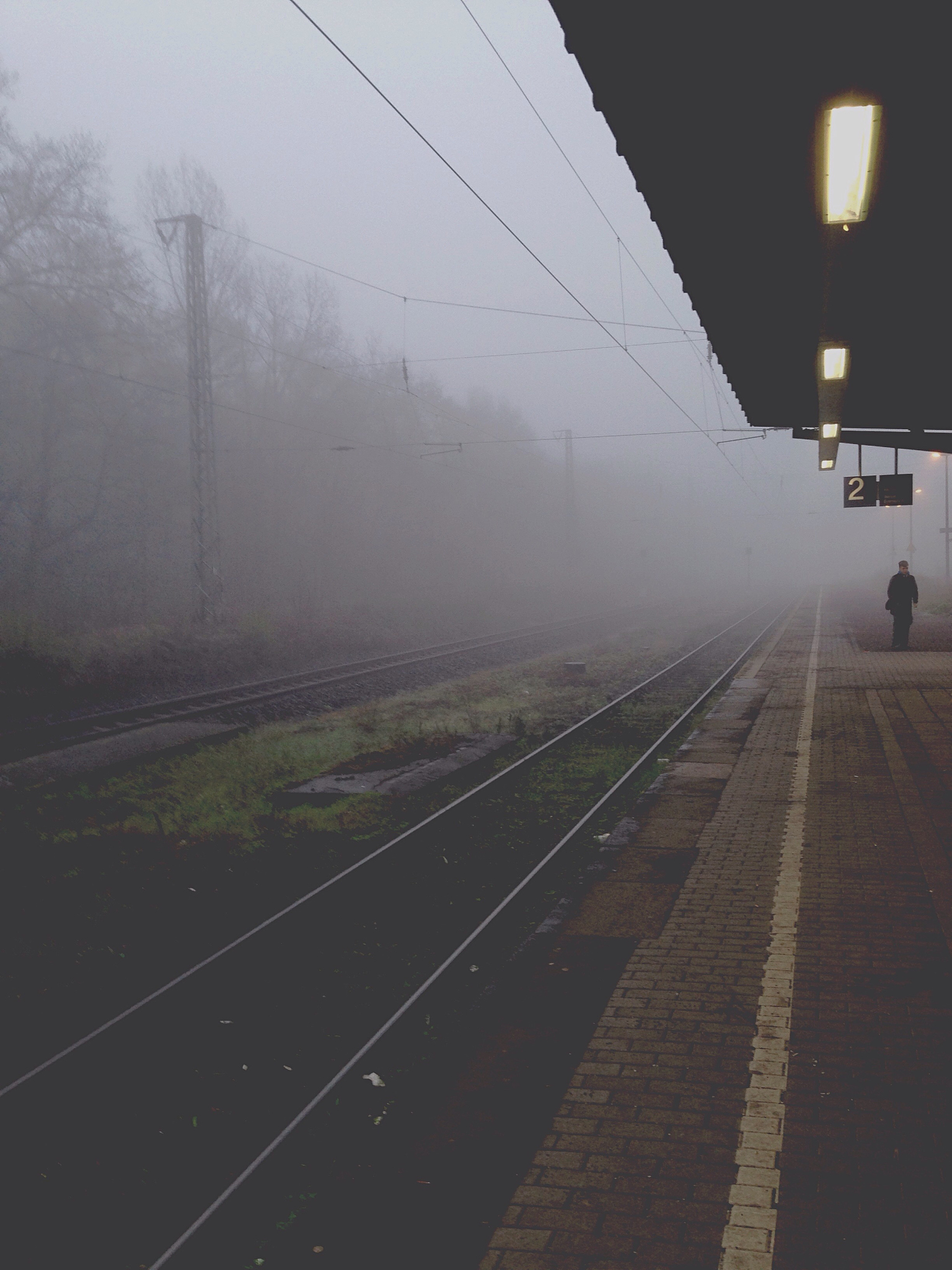 西安交通工程学校铁路专业就业前景怎么样？初中生能学吗？