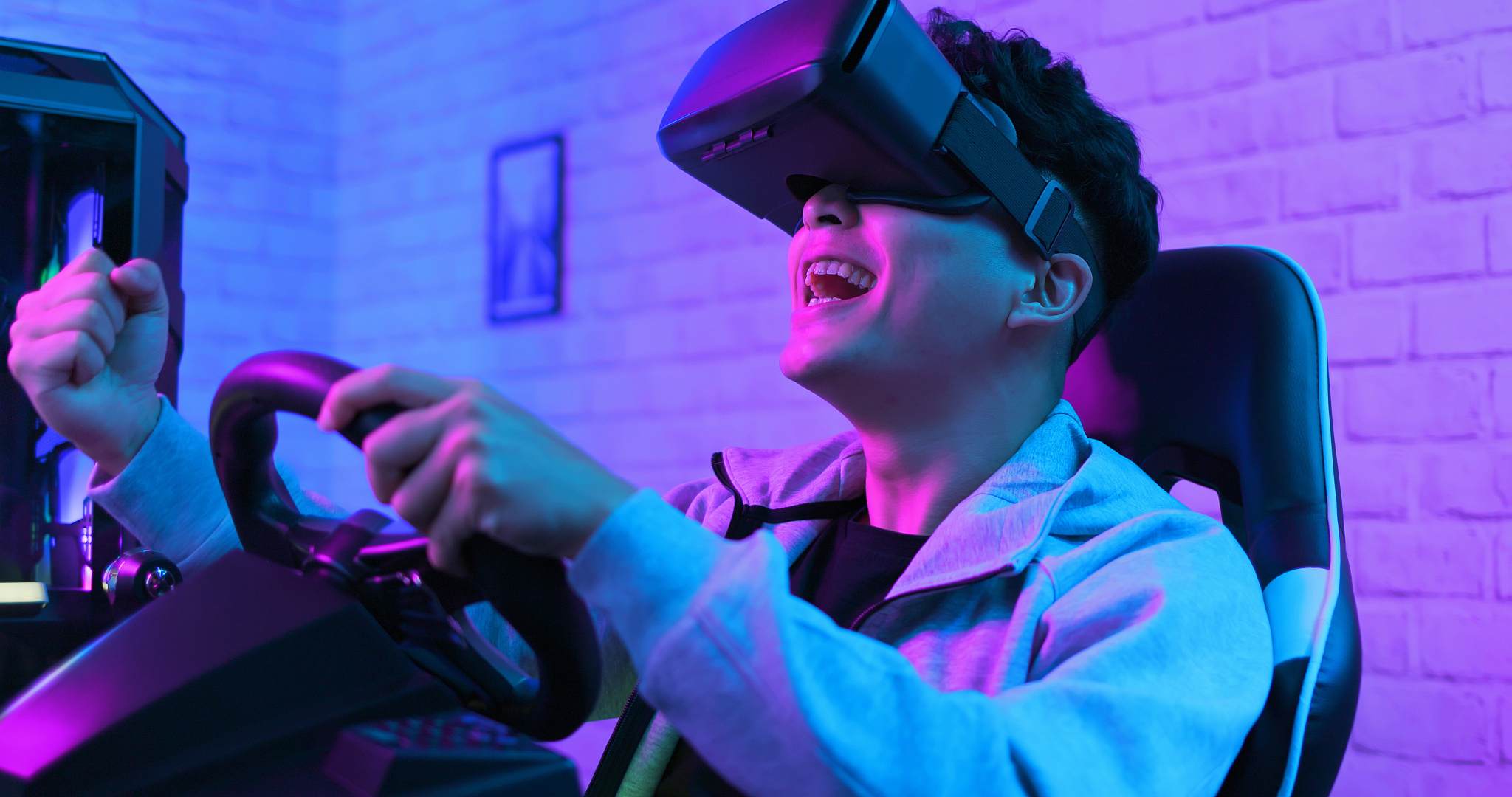 成都翰林职业技术学校招生办联系电话、地址