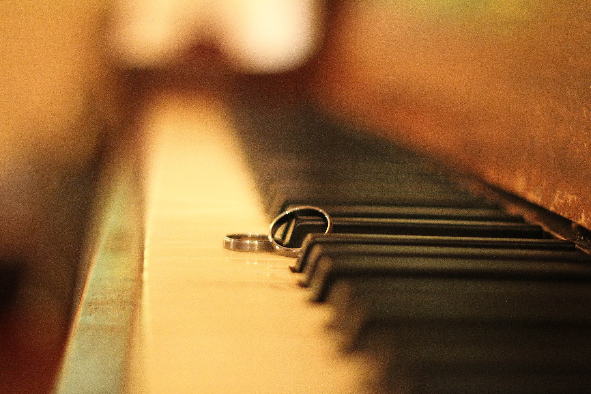 回忆的残影：一篇关于逝去时光的伤感文案