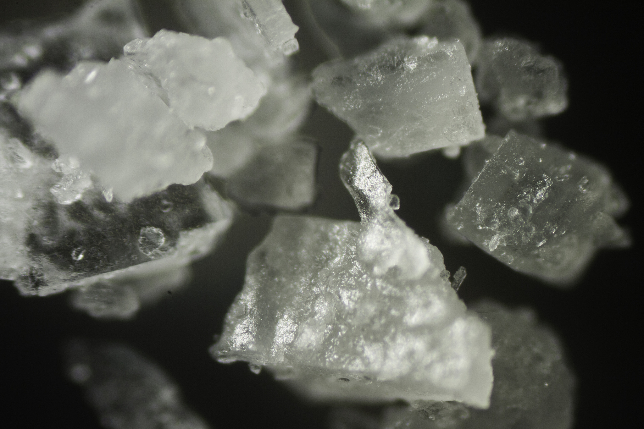 什么样的KCL可以不溶于水