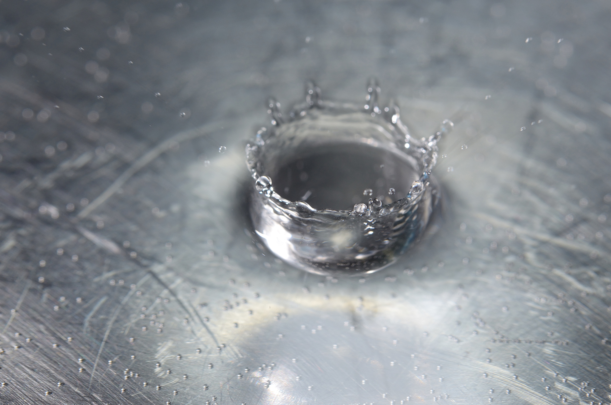 1毫升水等于多少滴？ - 滴水成河的秘密