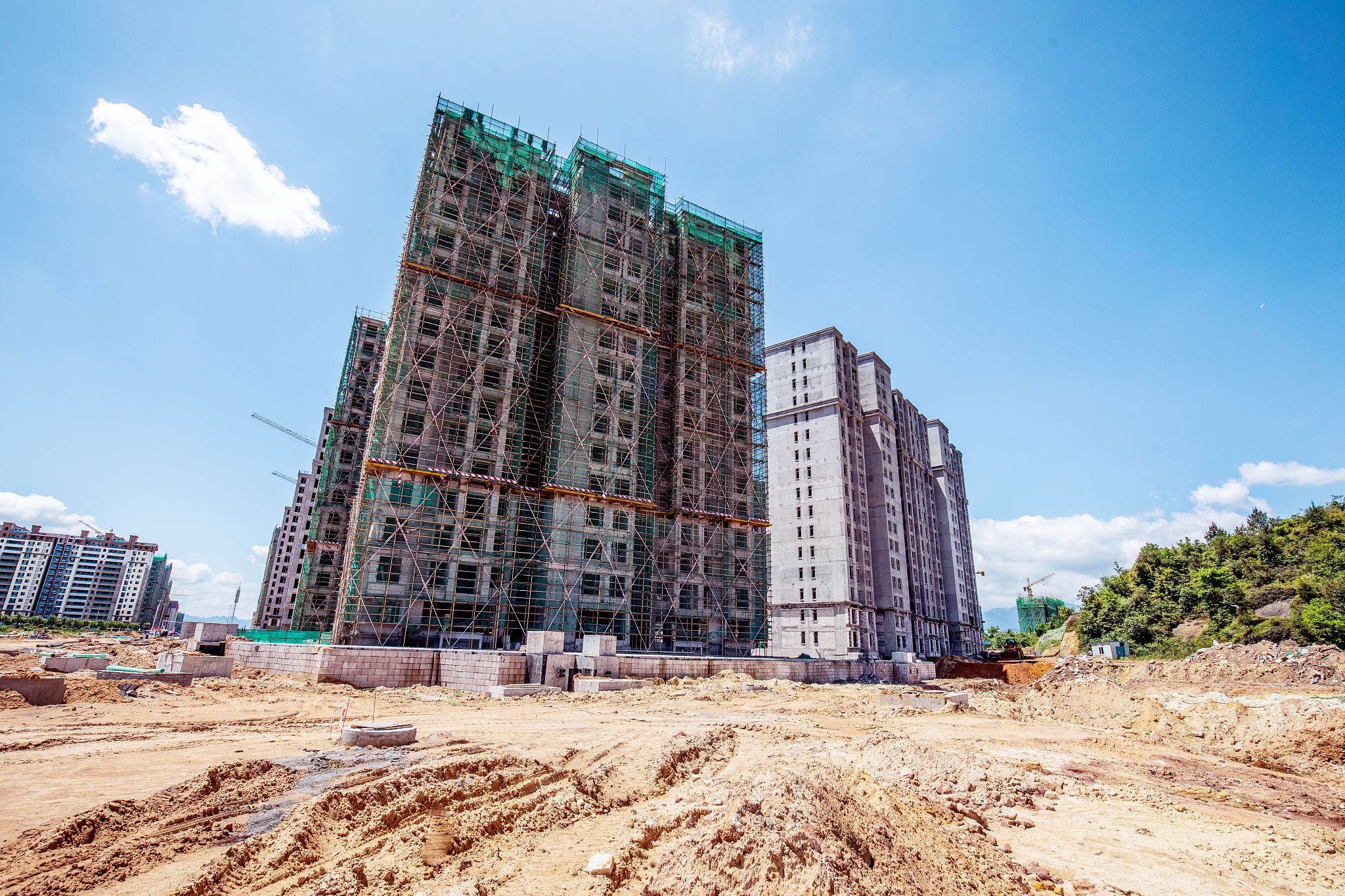 海南陈团长合作建房靠谱吗帮我用200字详细描述