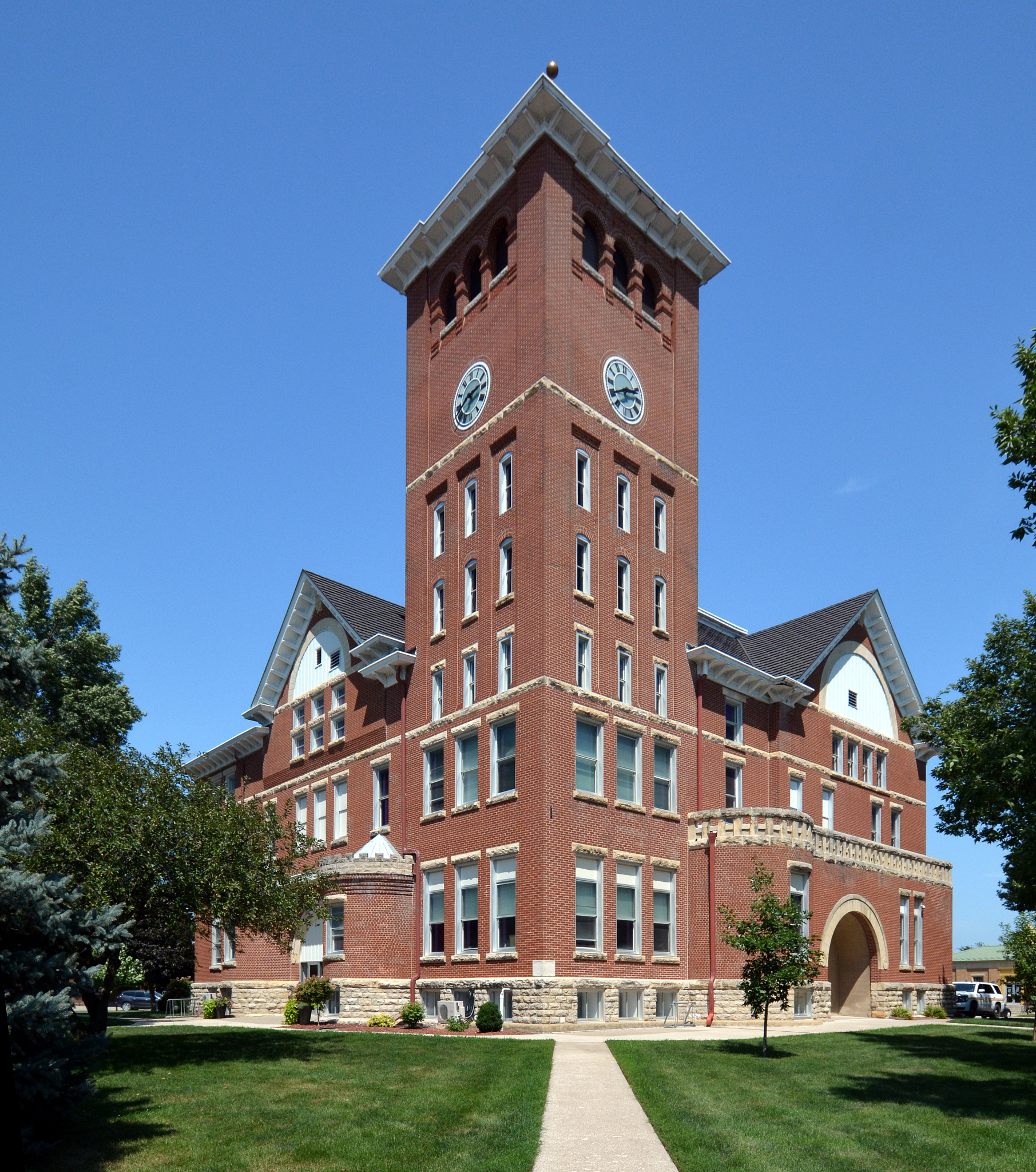 wright county courthouse