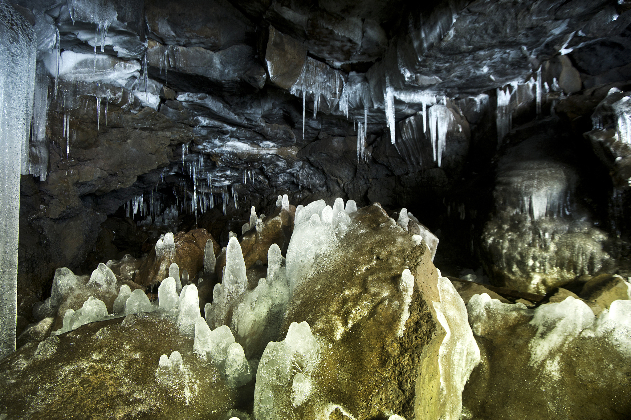 ice caves, washington state, usa