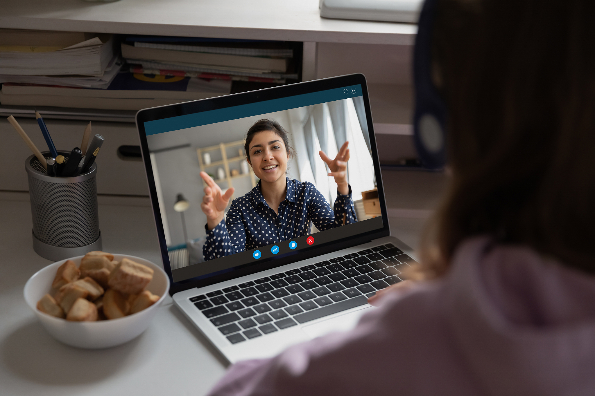 云南芒初中生学高铁学校要读几年-好不好