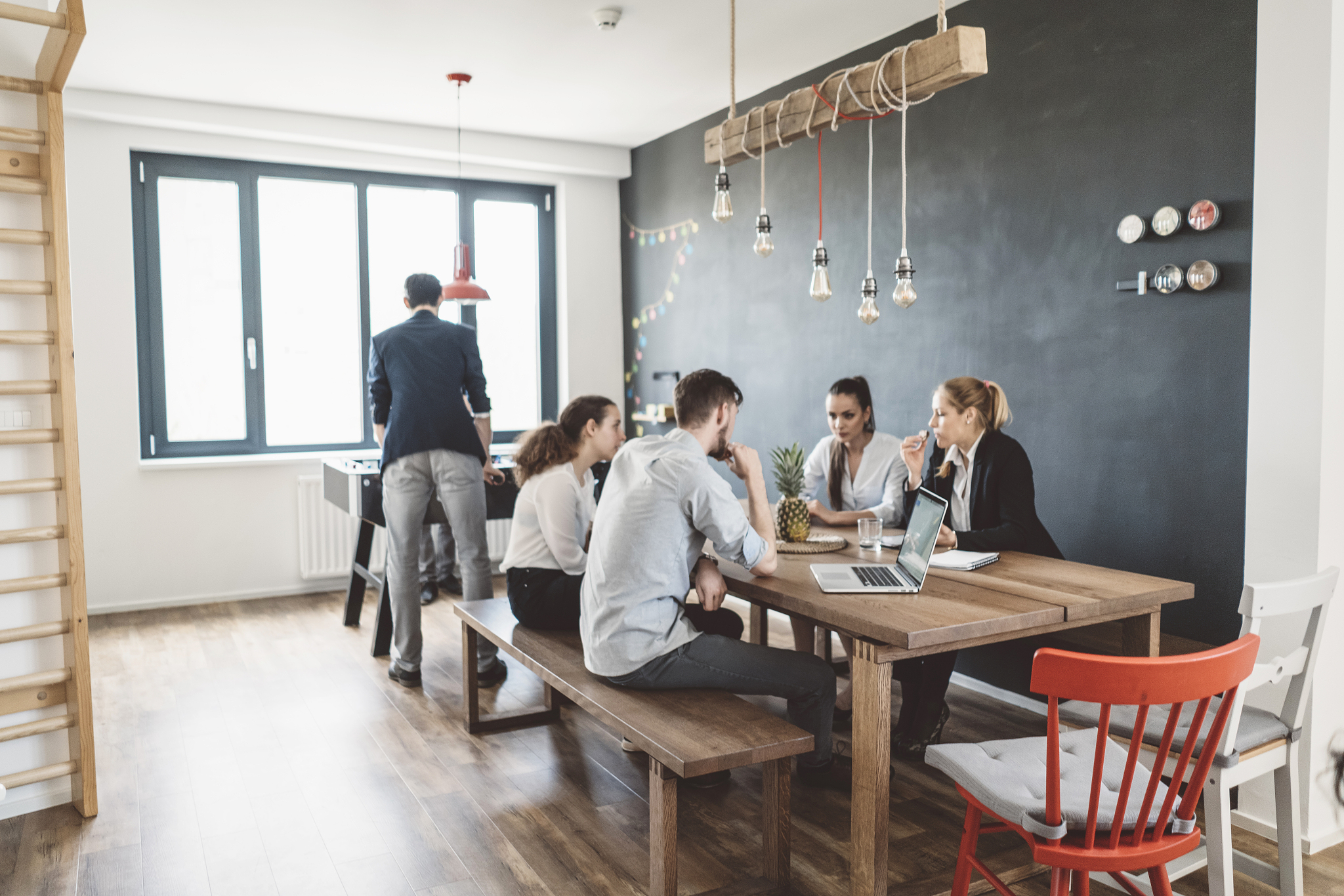 贵州工业职业技术学院中专部2023年应用电子技术专业招生