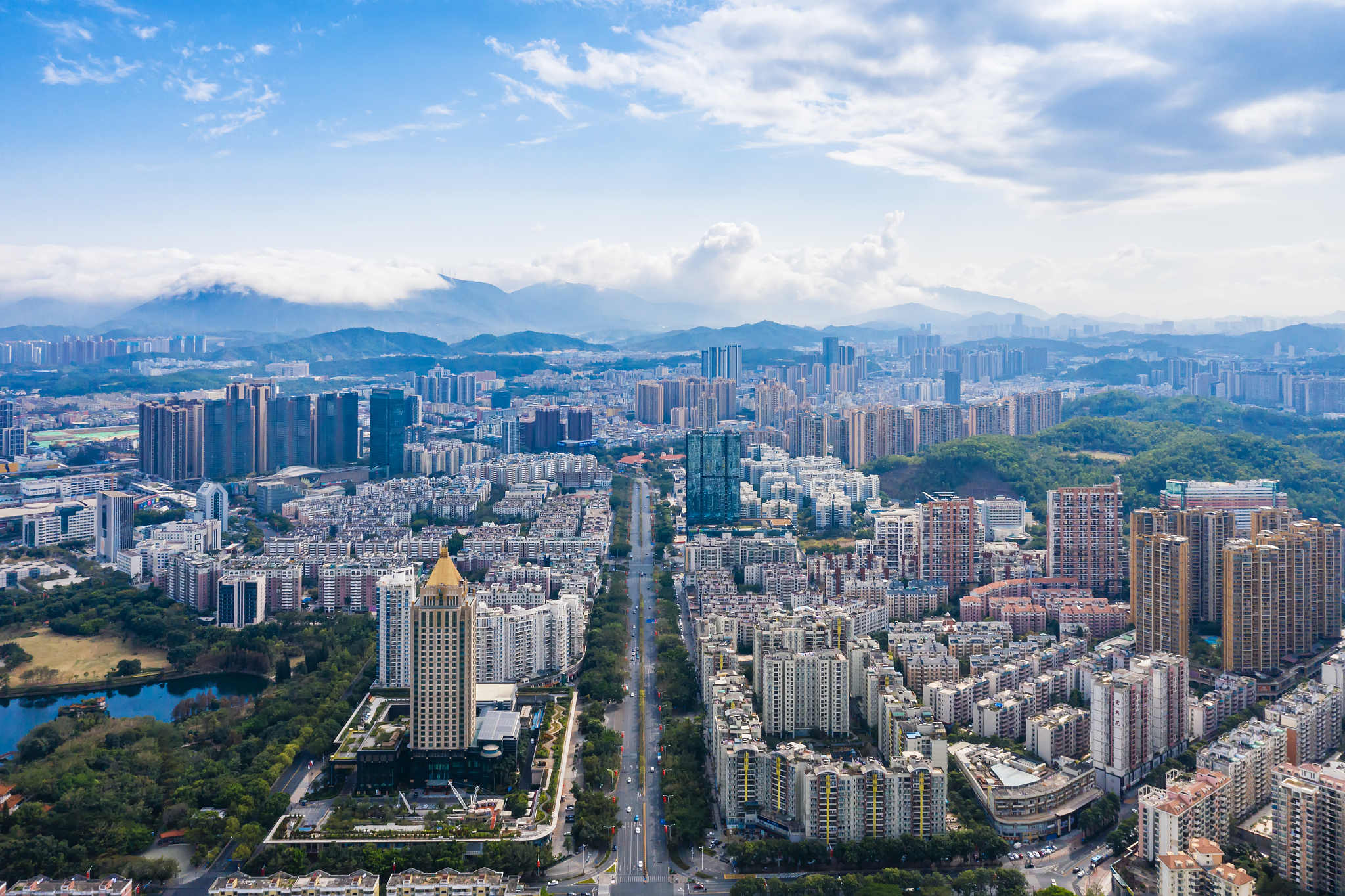 广东省深圳市龙岗区中心城城市风光