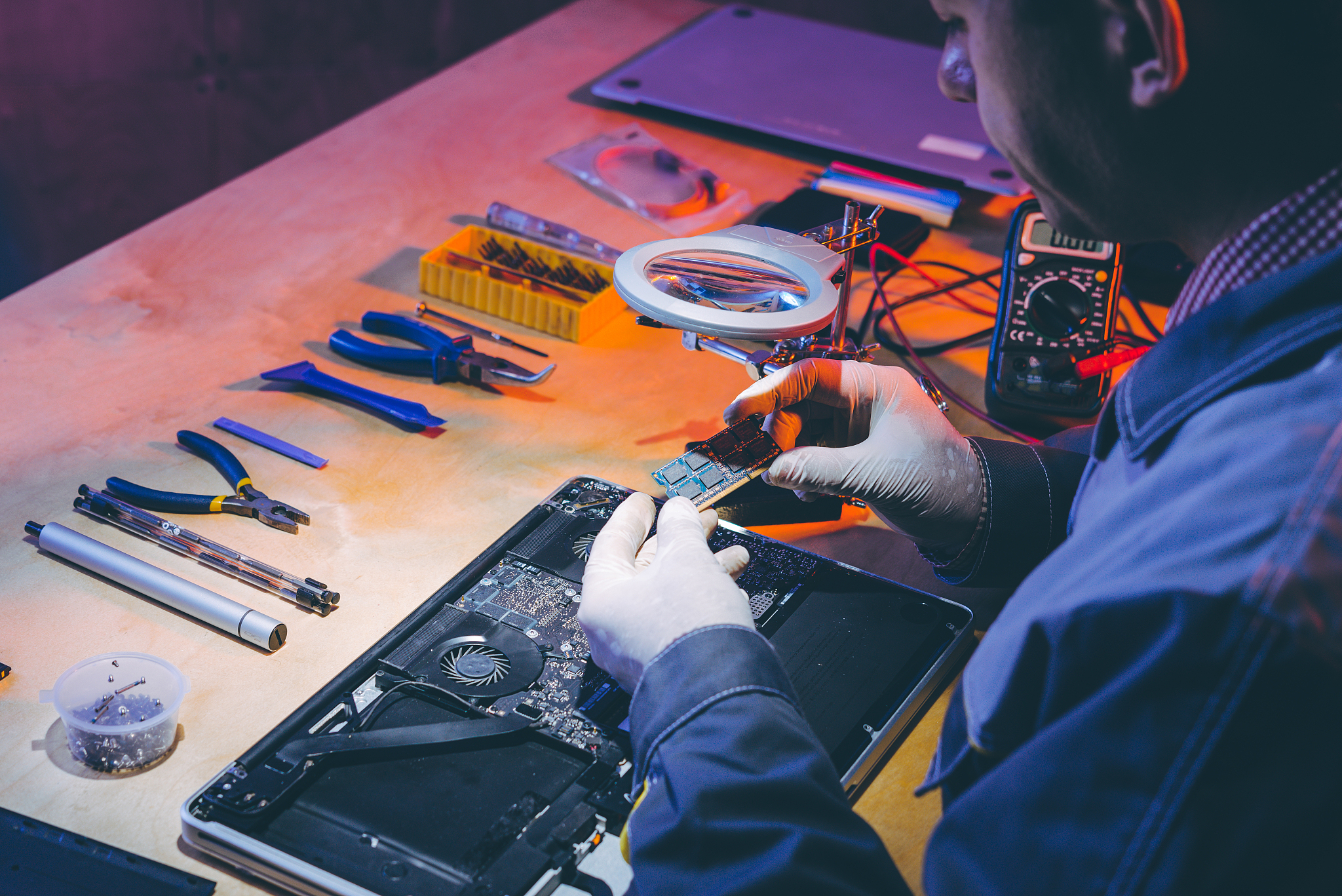 六盘水市西南计算机学校都有哪些热门专业电子电工专业好不好