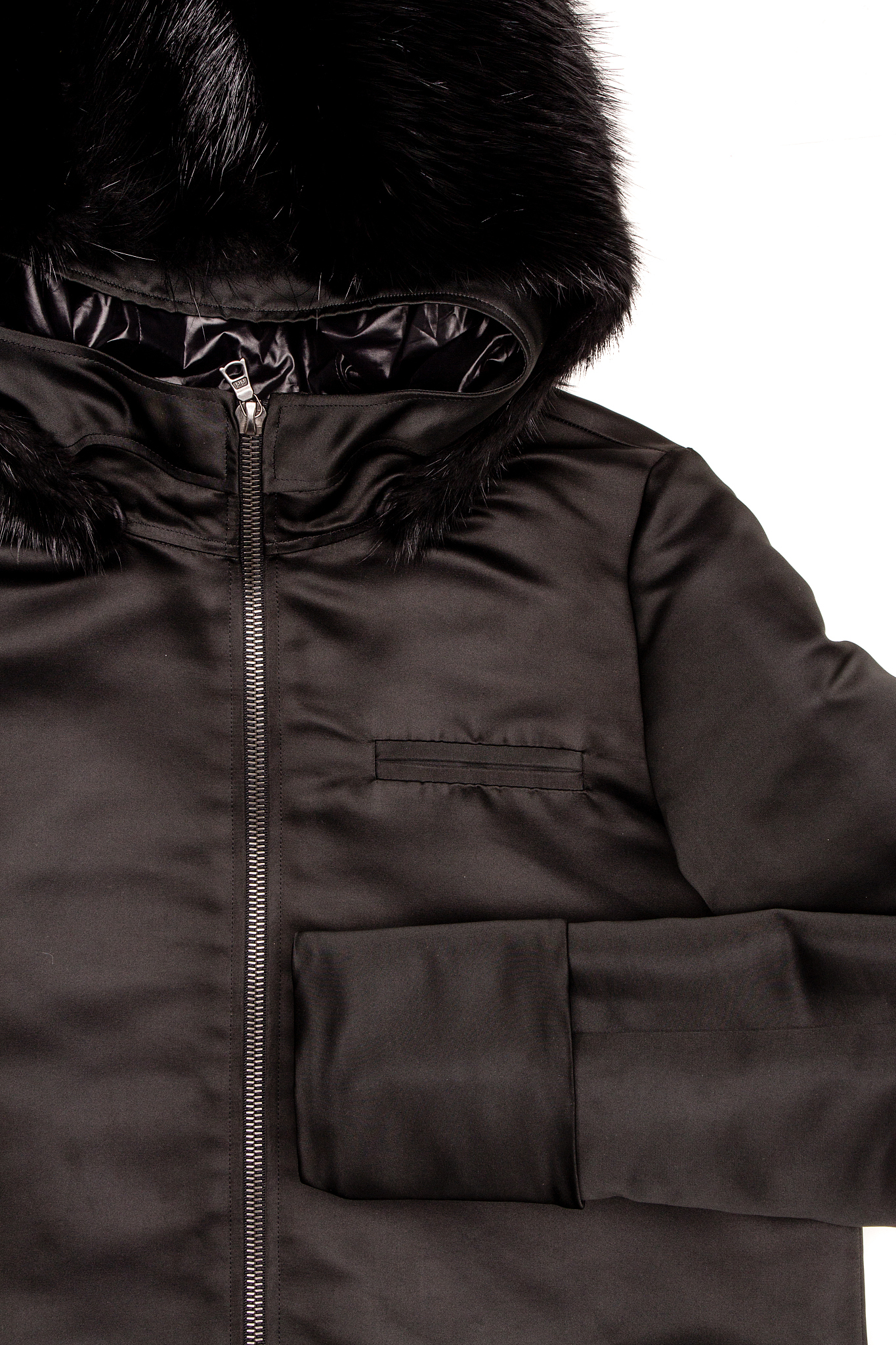 优衣库黑色羽绒服推荐：UTダウンコンパクトジャケット