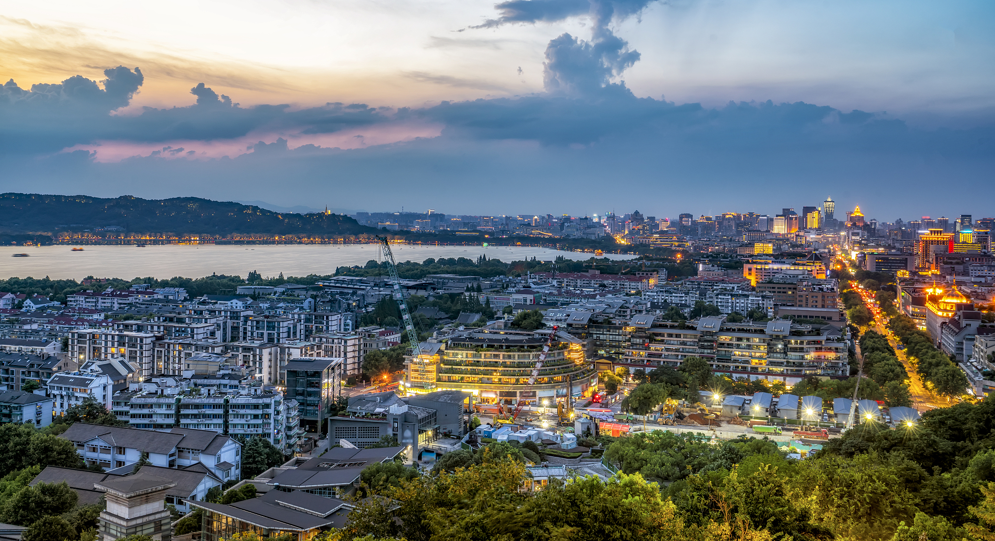 west lake and sunset in hangzhou
