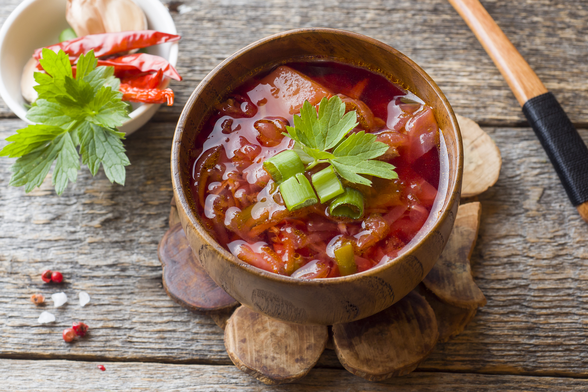 水煮肉片藏头诗评价：好吃难吃没下回