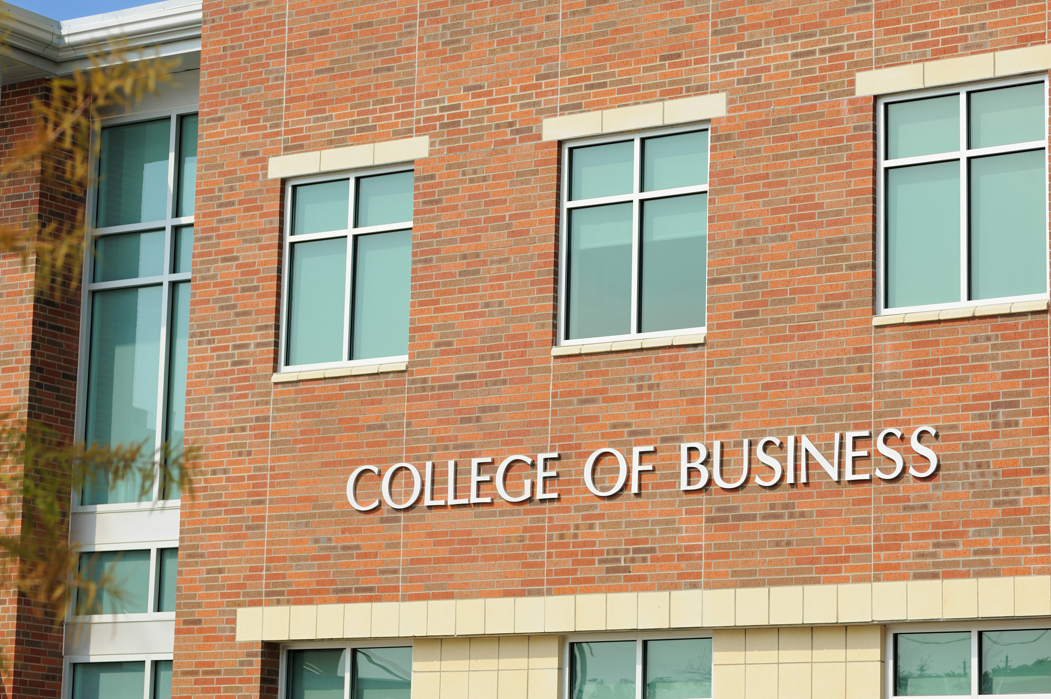 美国罗商大学Ross Business Institute里面的mba研究生 怎么样