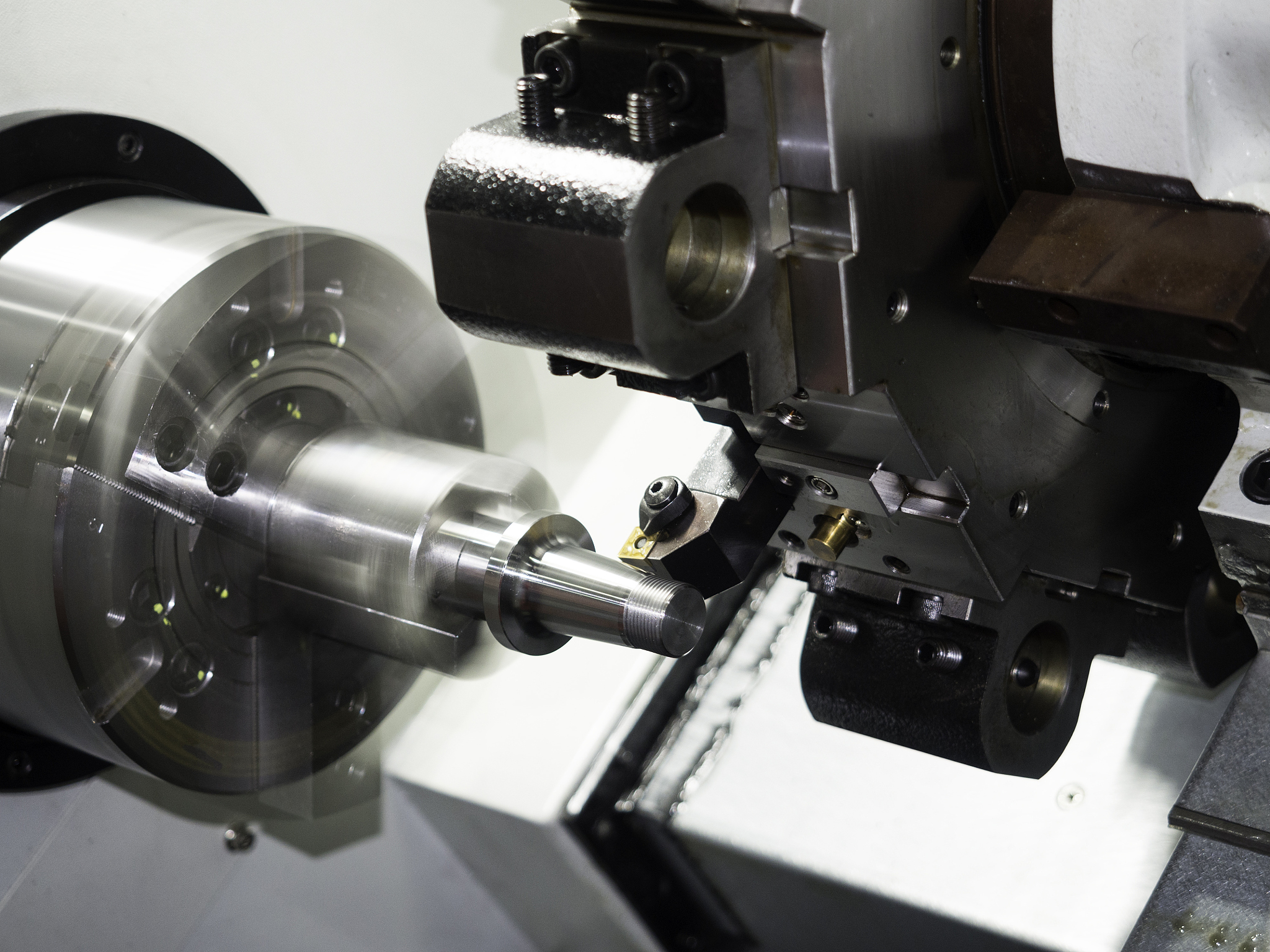 双工位铰钻自动加工装置简介