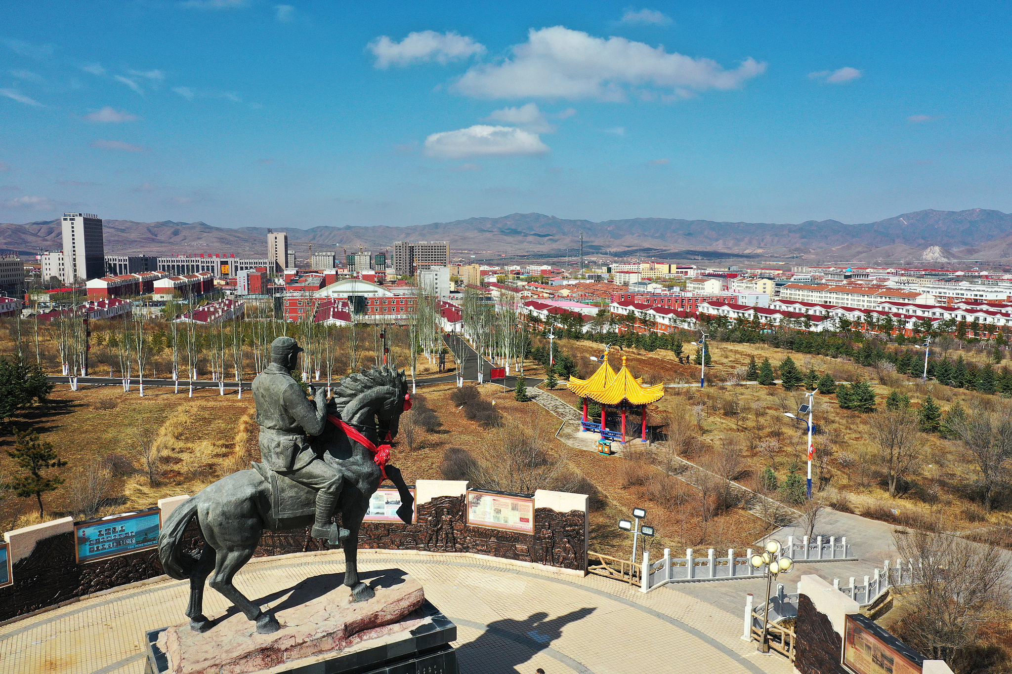 踏马望城+内蒙古自治区乌兰察布市卓资县九曲山生态园