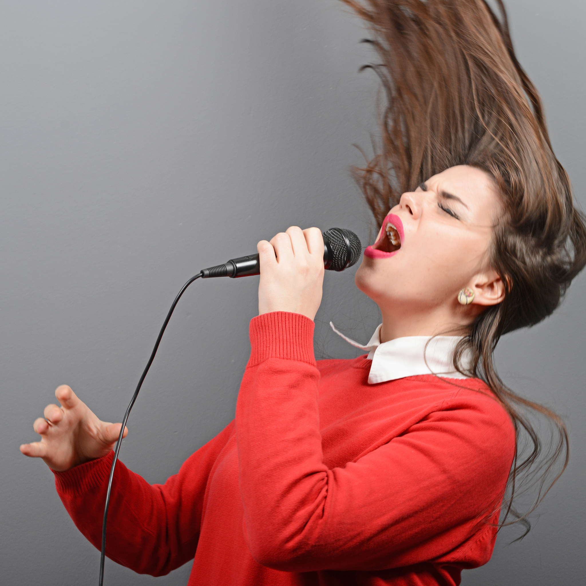 唱歌高手，拥有动听嗓音，为您带来美妙体验！
