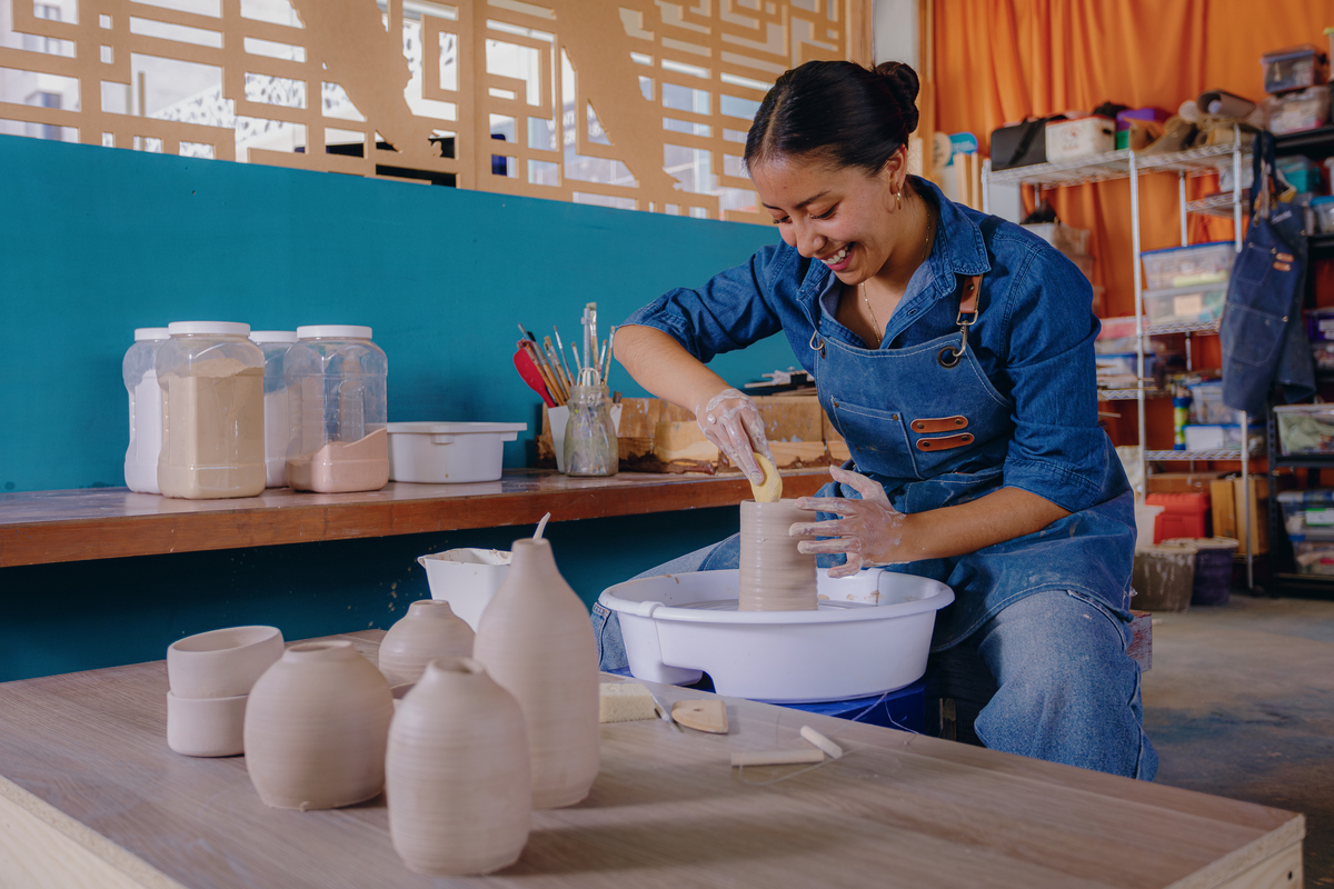 艺陶结项：大学生创业项目PPT展示