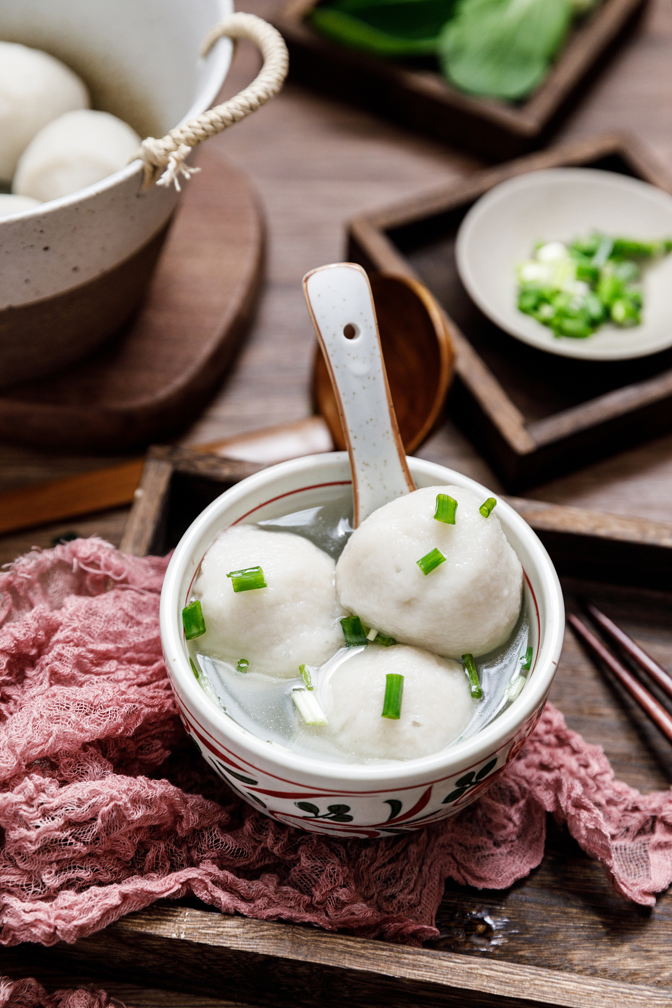 鱼丸制作秘诀：从传统到创新，教你轻松做出美味鱼丸