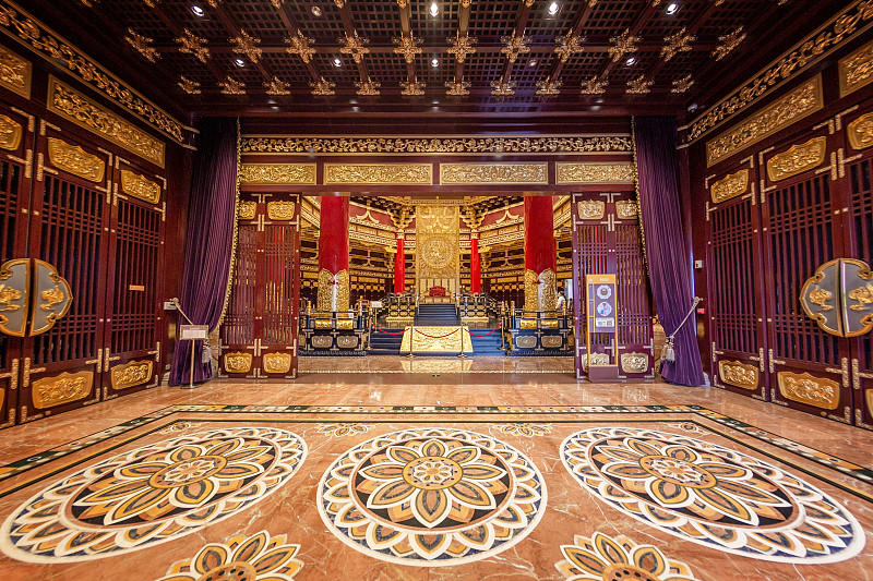 四个字取名宫殿10个