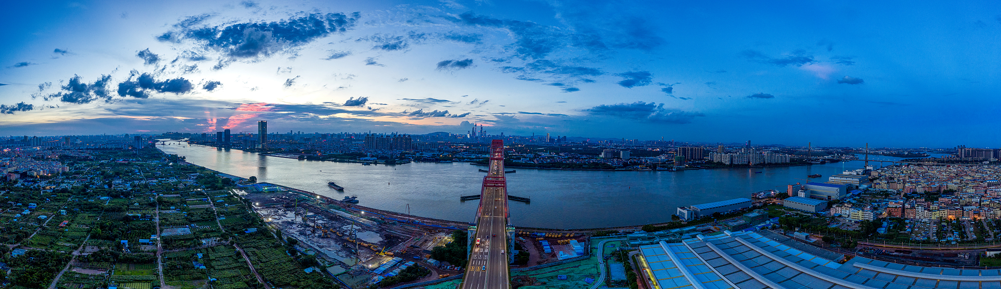 广州塔-珠江新城中轴线城市风光