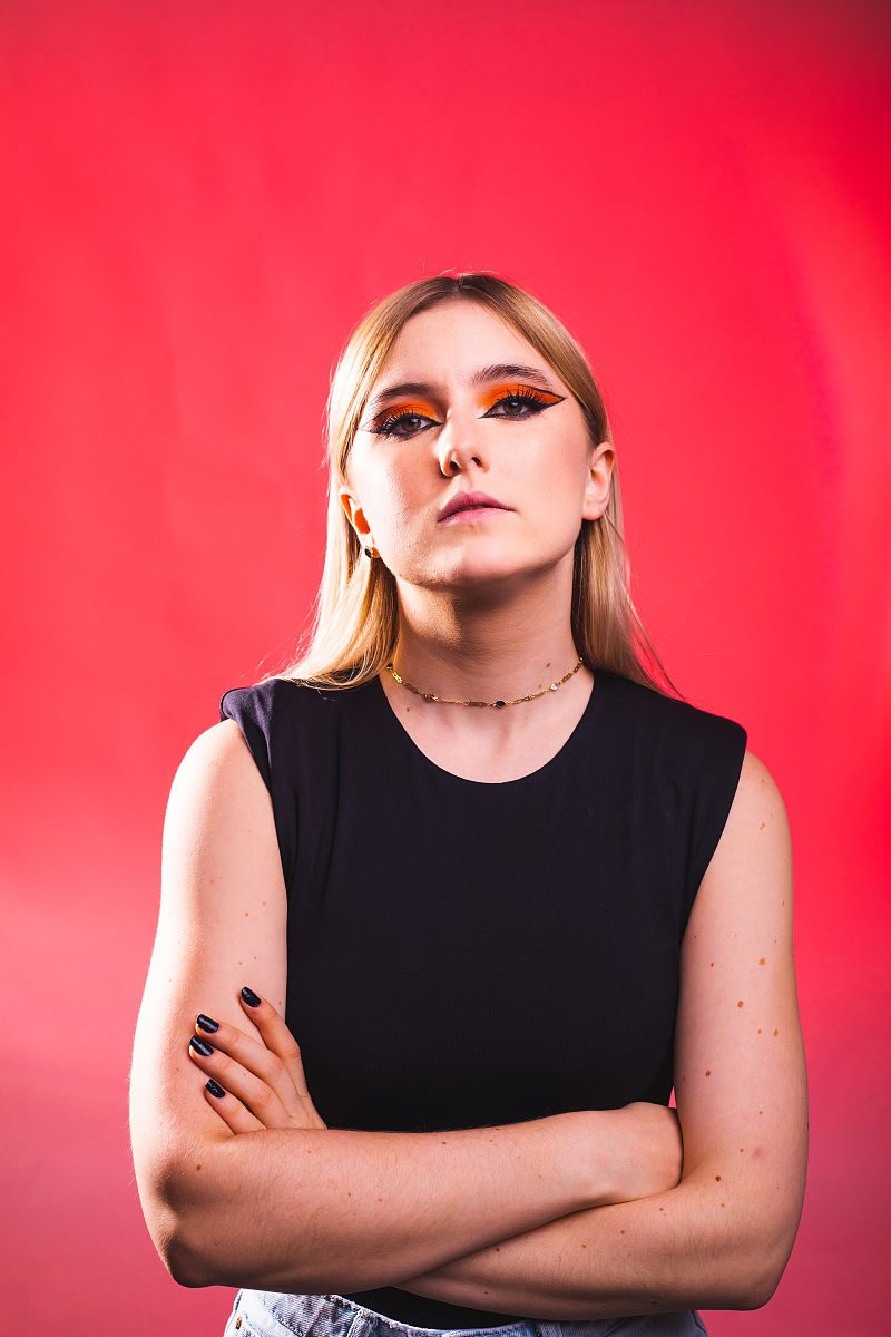 校园“一抹红”，献礼爱党爱国情！主题明信片征文活动火热进行中