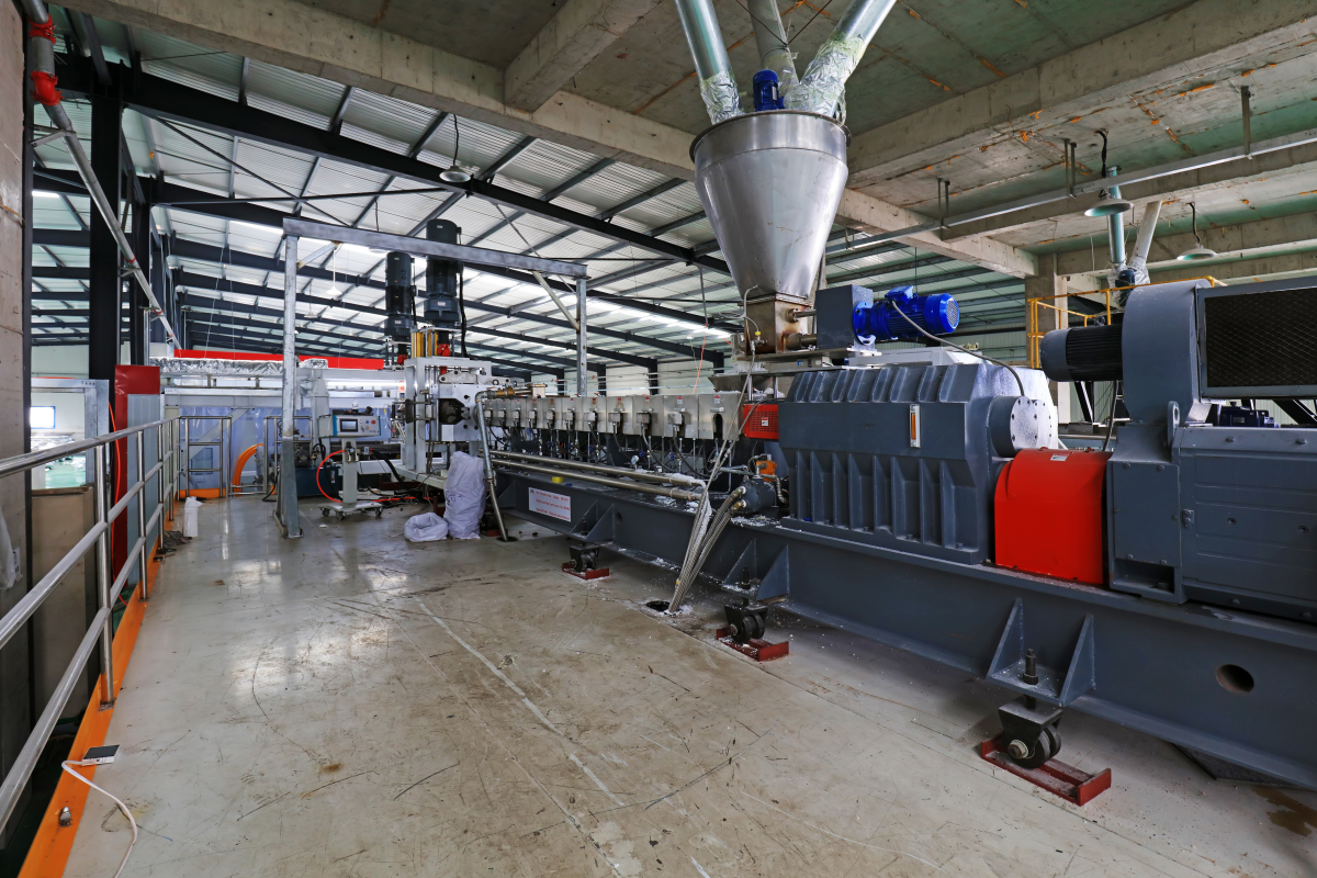 涂装水切炉：切割精度高，无热变形，高效加工涂装材料