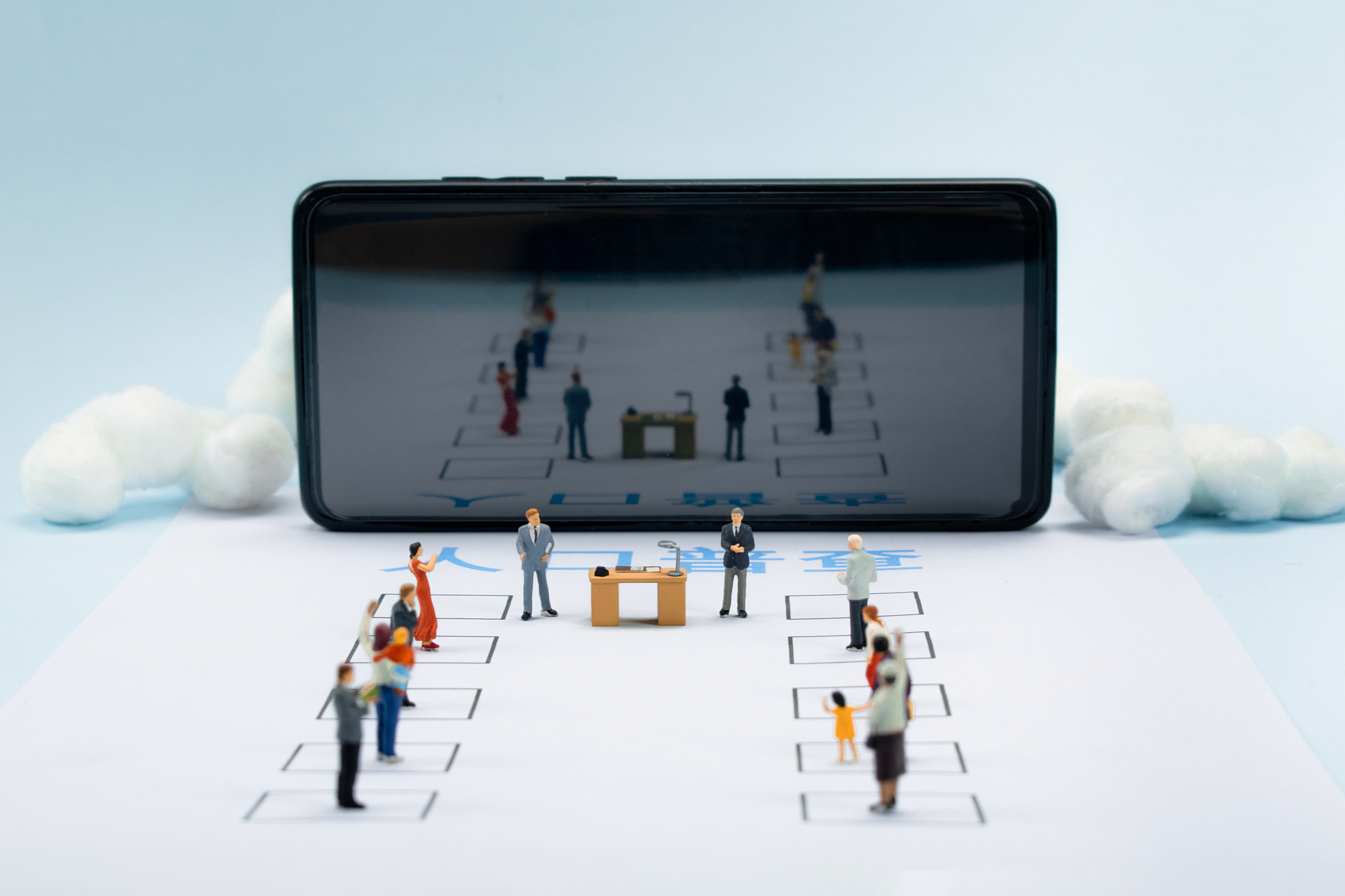 2023年热点传播现象分析与网络新媒体时代公众媒介素养提升策略