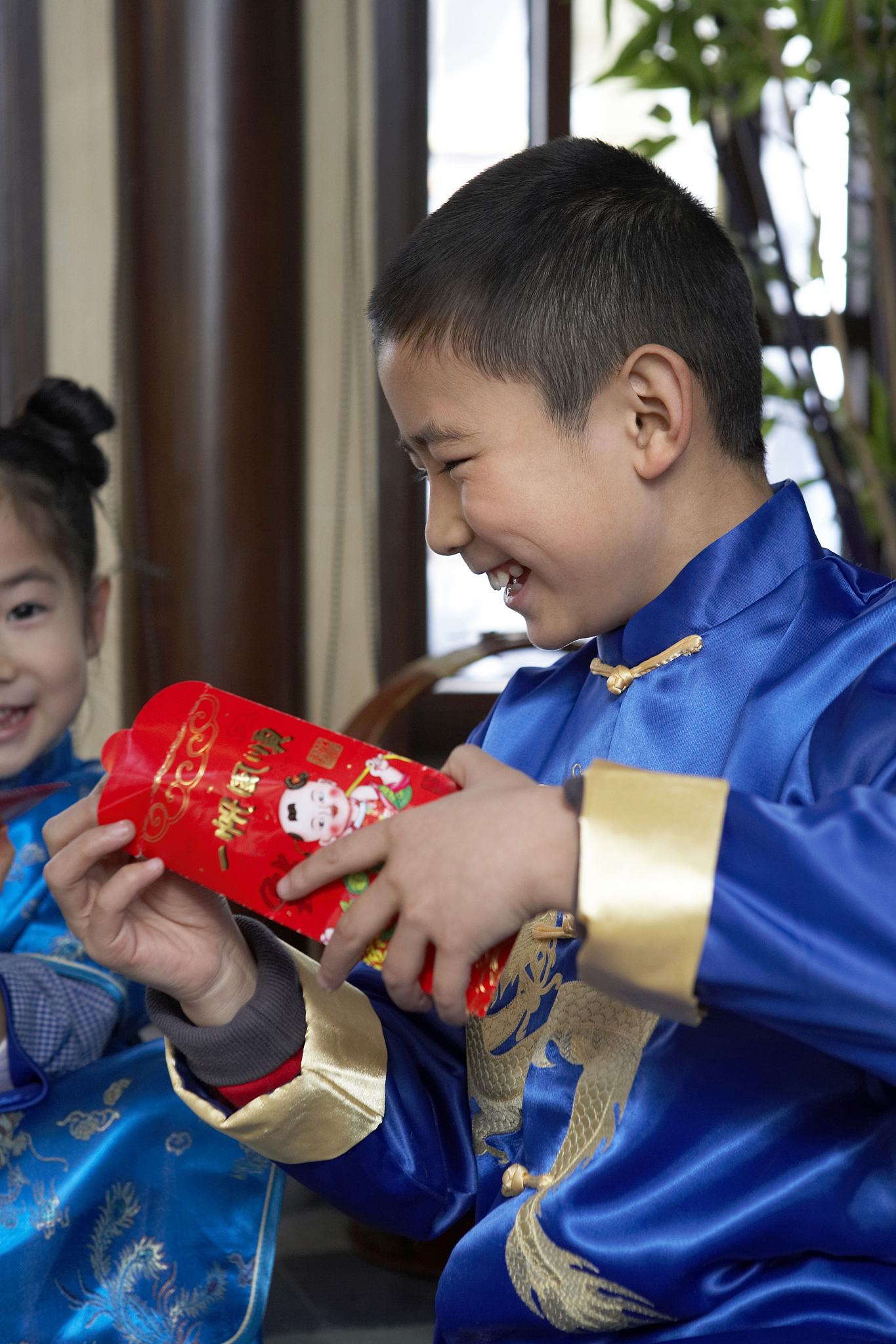 快乐儿童过新年