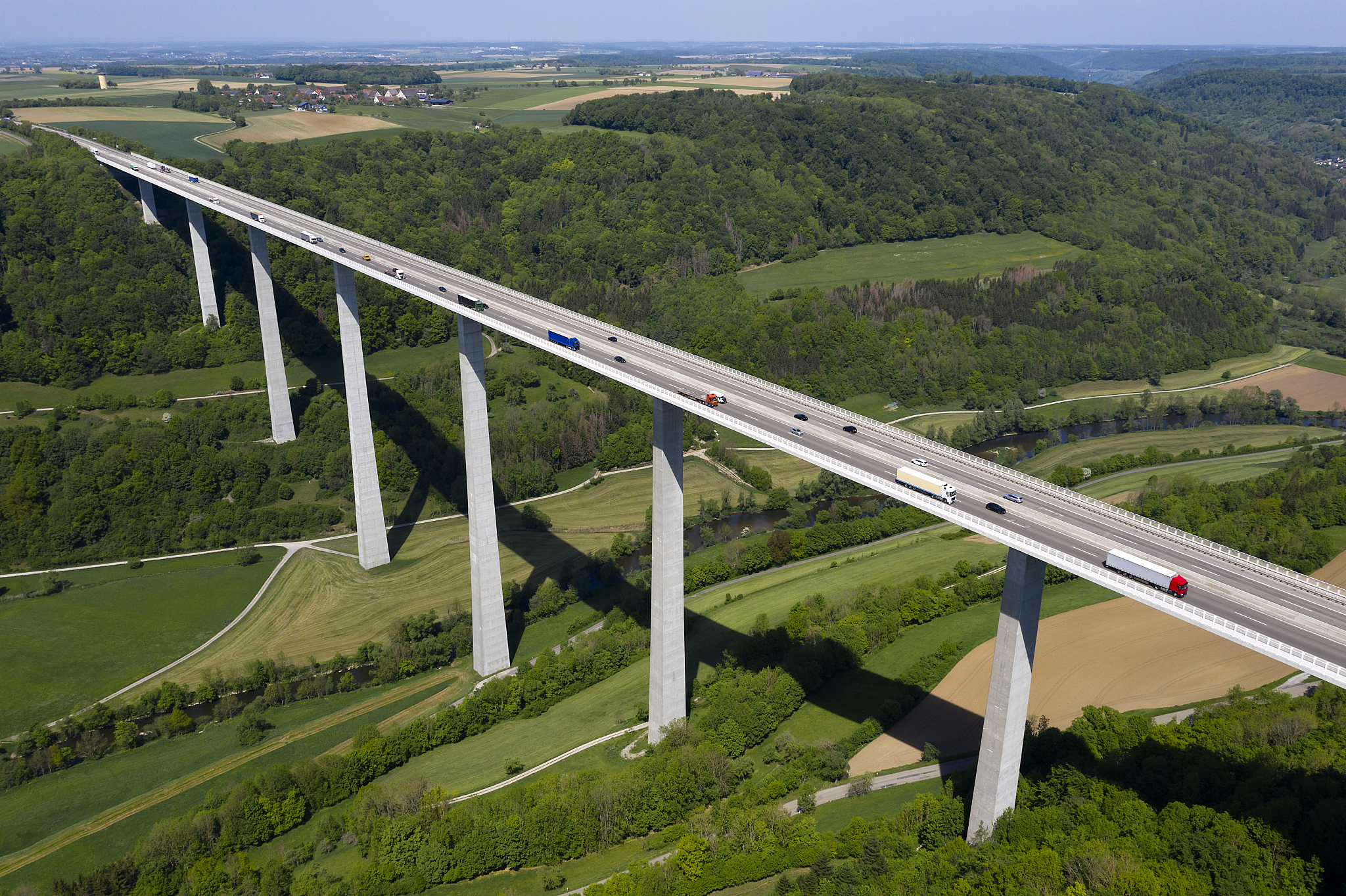 2023年道路桥梁工程技术专业就业前景及方向分析