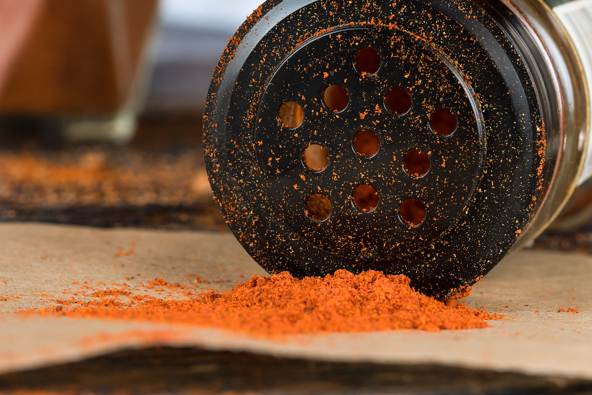 但花椒一般多用于工业上用于制造油漆、肥皂的原料能提炼出香精可制作高档化妆品、食品的加香剂等。花椒也是生态效益具佳的优良树种具有耐瘠薄适应性很强等特点。把这句话换个表达方式