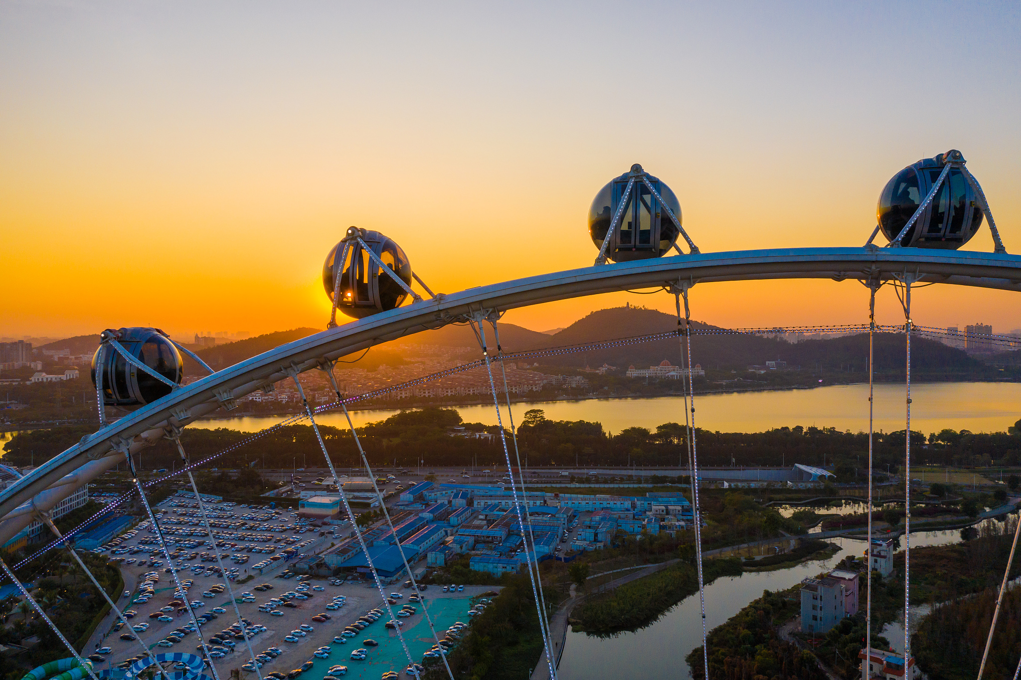 广西华侨学校有什么专业