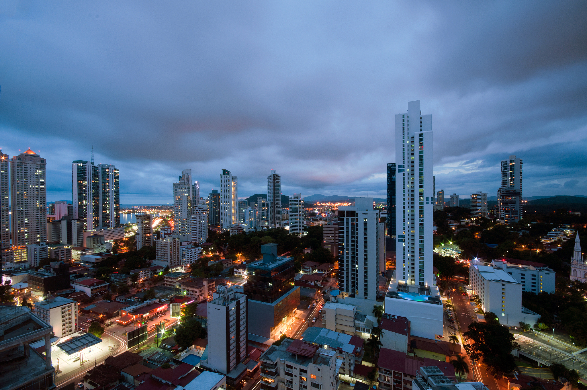 panama city at night
