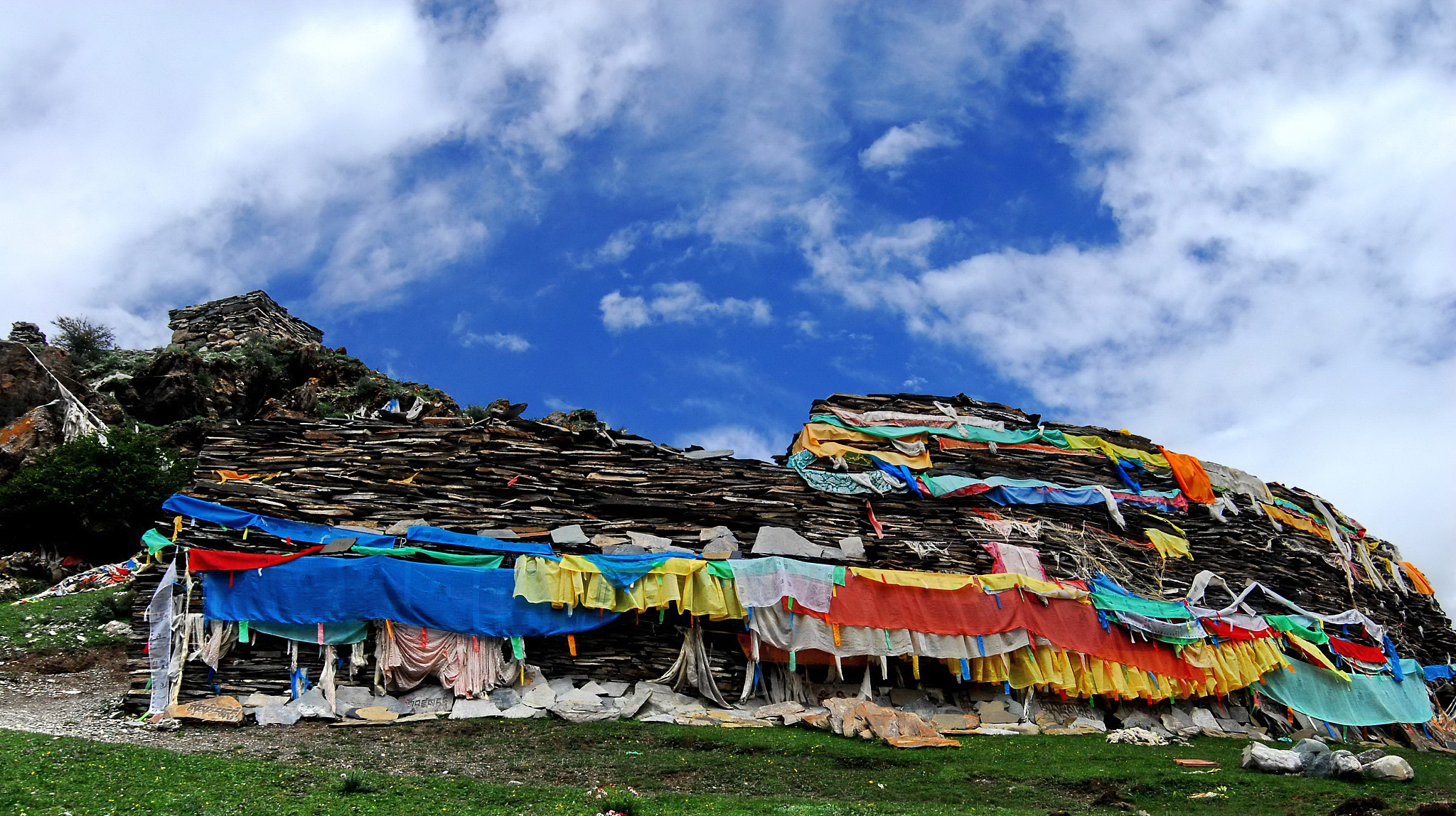 西藏之旅：穿越时光的禅韵，探索文化、自然与灵性