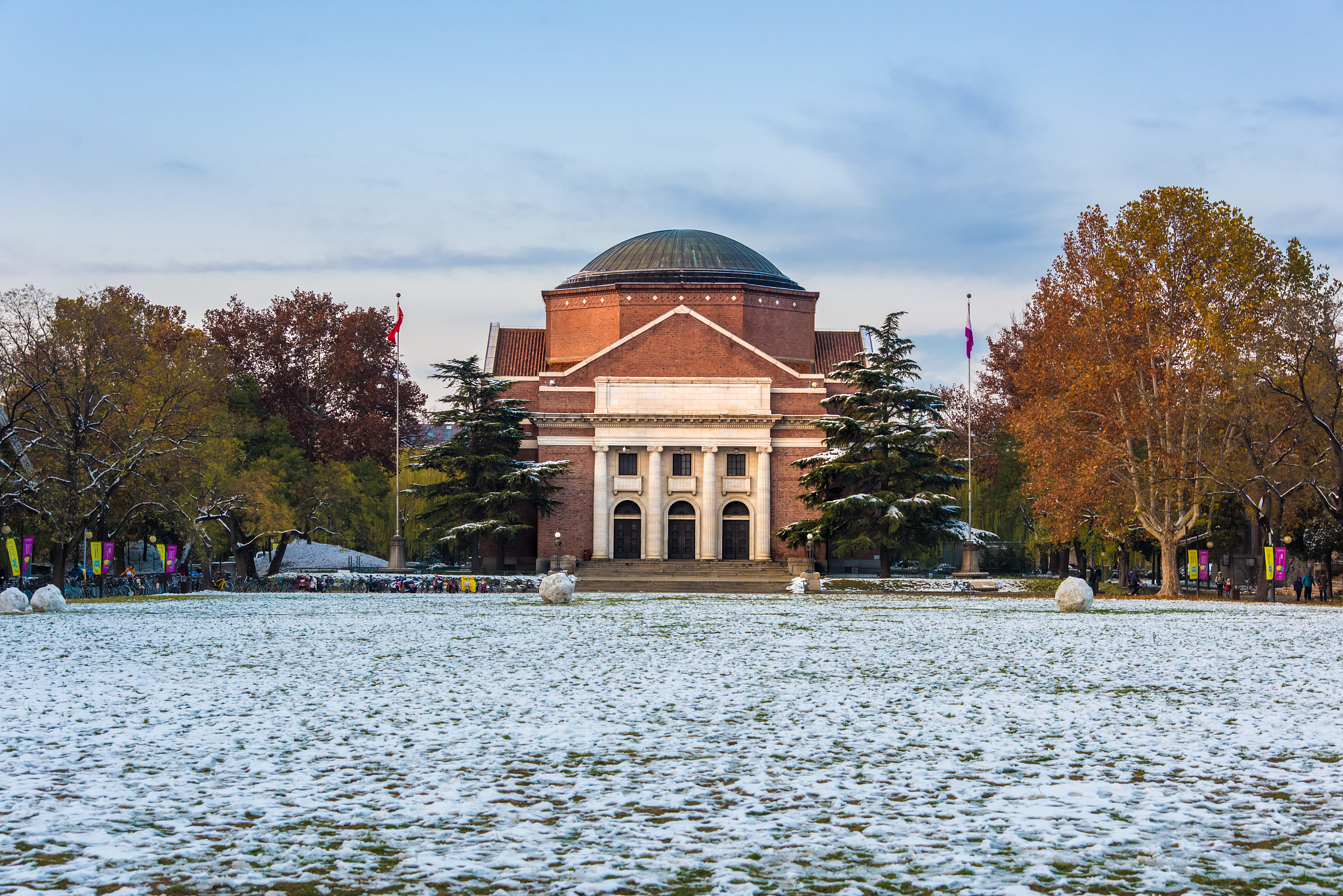 清华大学雪景