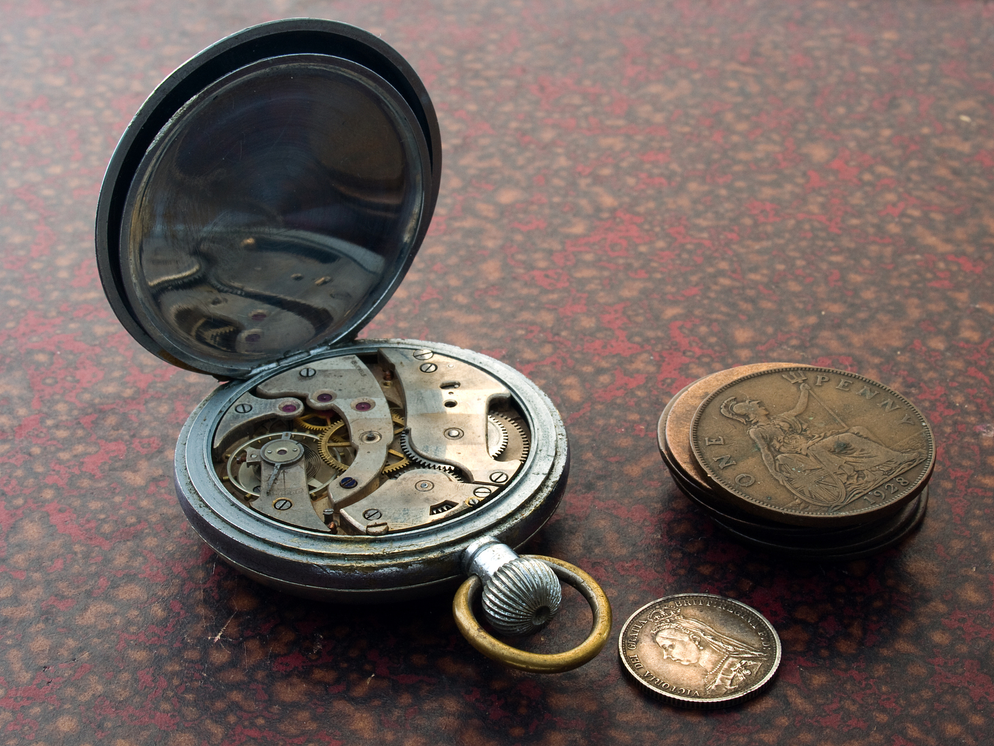 Vintage 3-Piece Leather Watch Roll Case: Protect and Carry Your Timepieces in Style