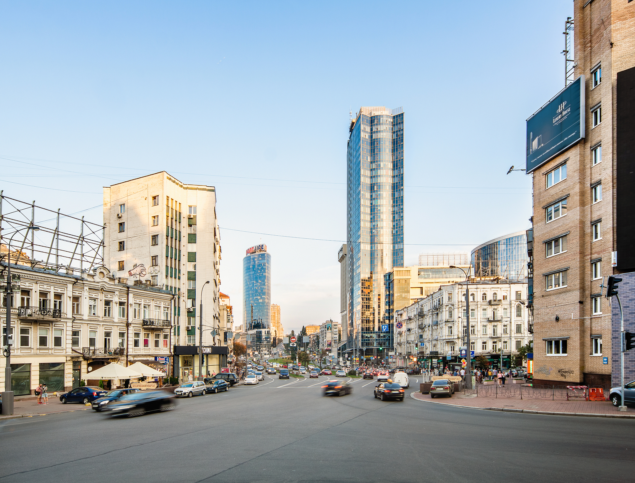 探秘城市街道：风景中的文化与历史