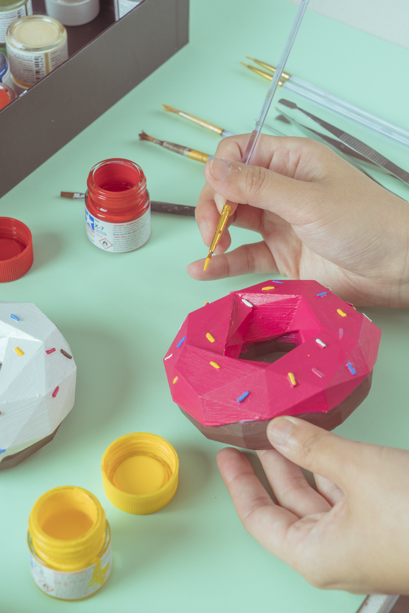 制作灯笼手作：耐心、创意与团队合作的感悟