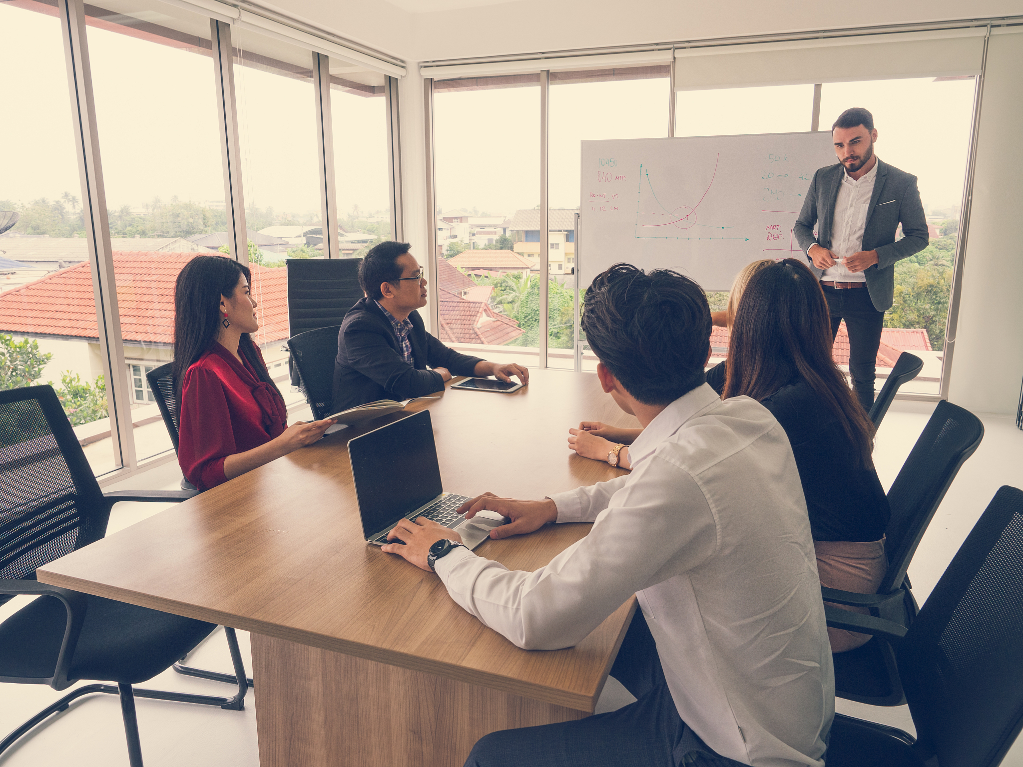 陕西晟伟工贸有限公司实习经历：提升组织和协调能力的宝贵实践