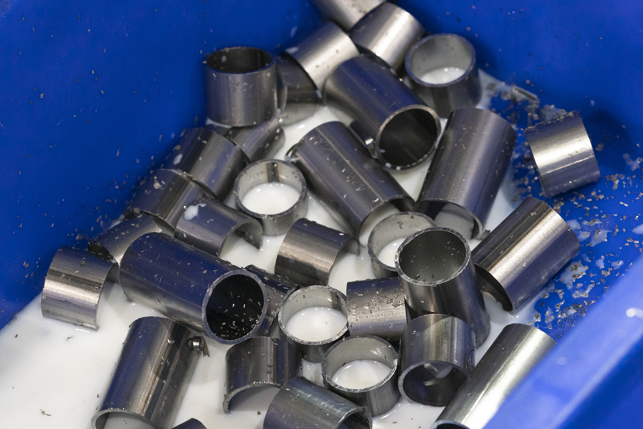 不锈钢抛光后还能酸洗钝化吗？提高耐腐蚀性能的必要步骤