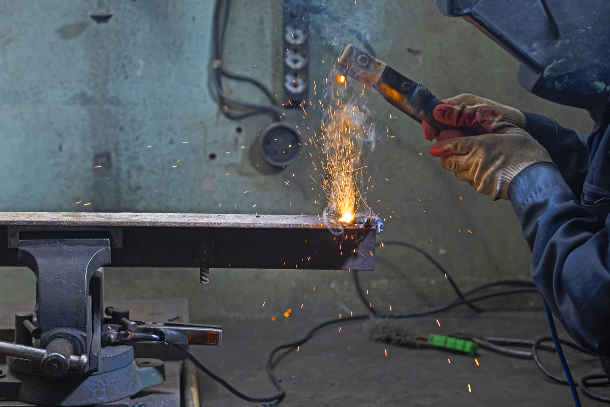 二保焊过渡焊丝选择指南：薄板、厚板电流电压参数及理论依据