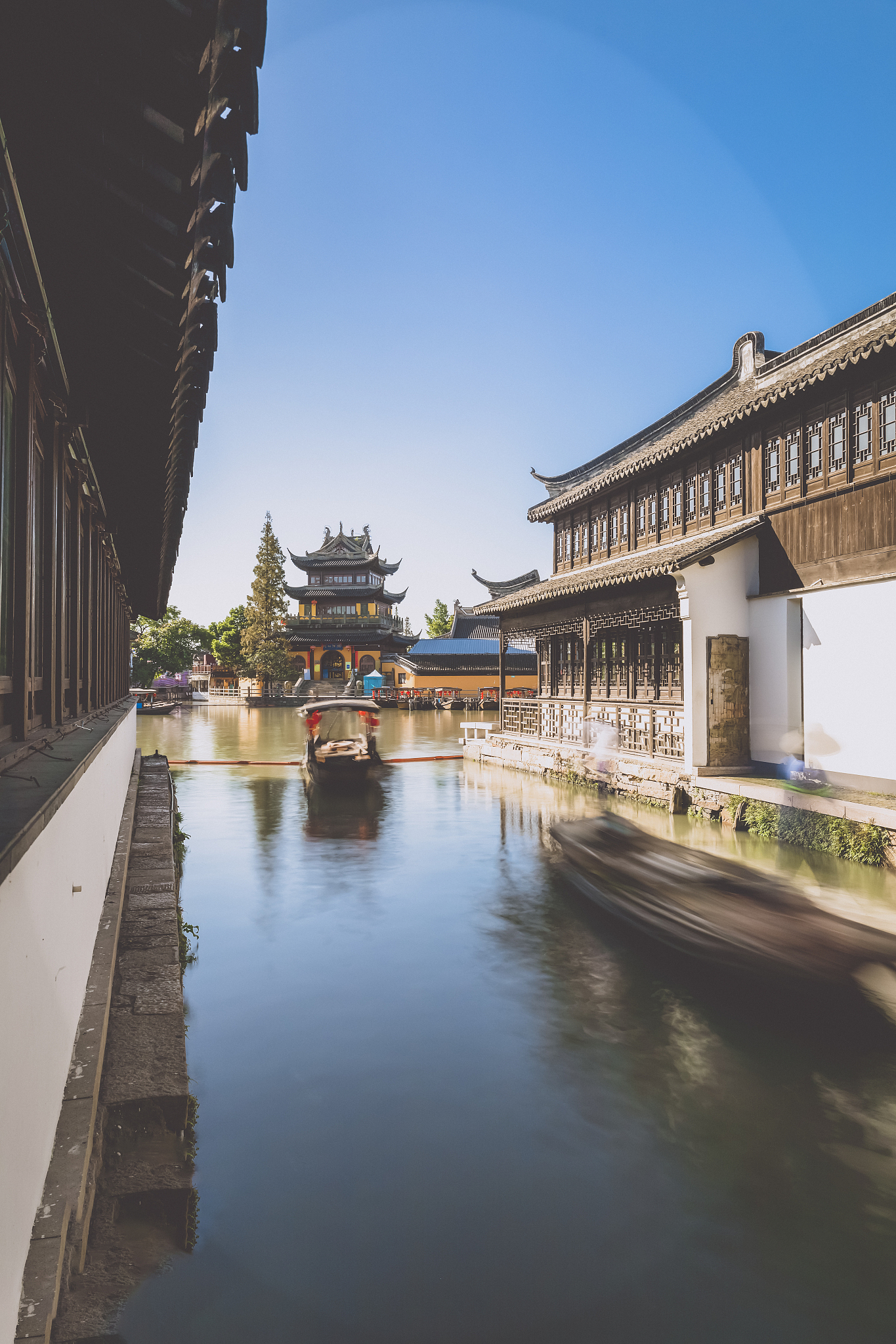 朱家角古镇游客中心：您的旅游信息和服务指南
