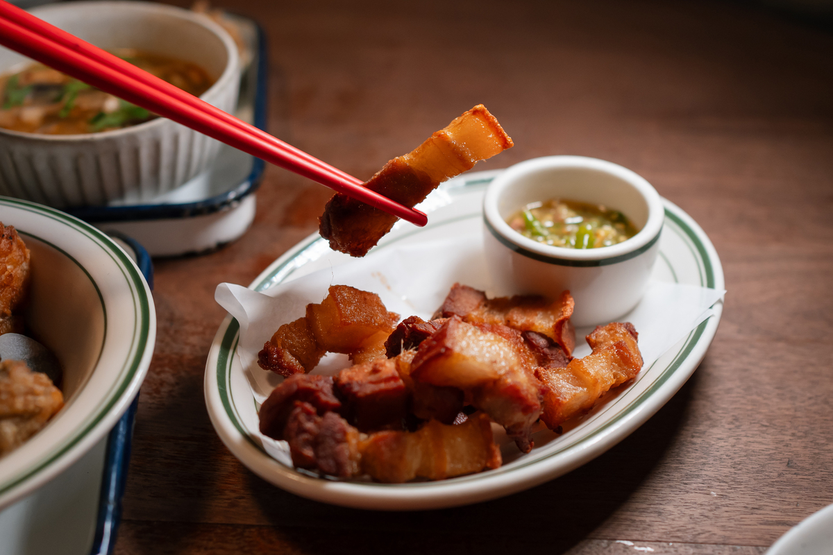 上海本帮菜：味美色佳，传承经典