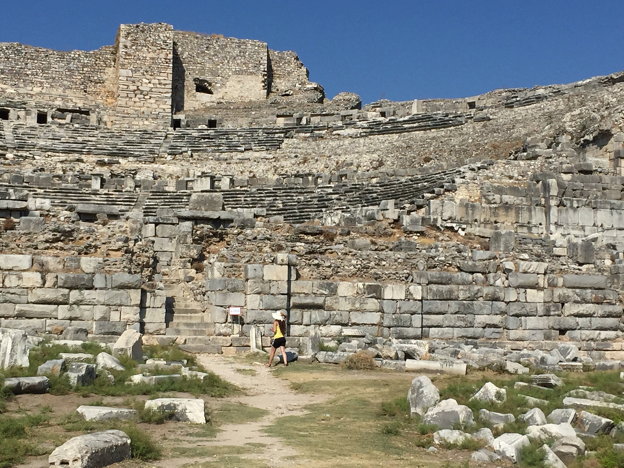 old ruins of building against sky