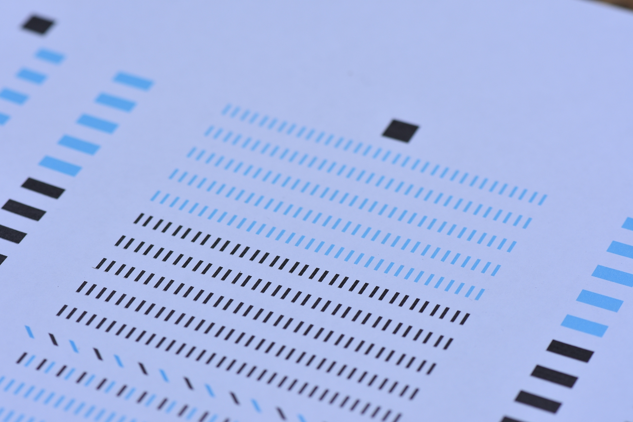 翻译：Normal graph of the staircase codes which is contained in a particular SC-GLDPC code ensemble