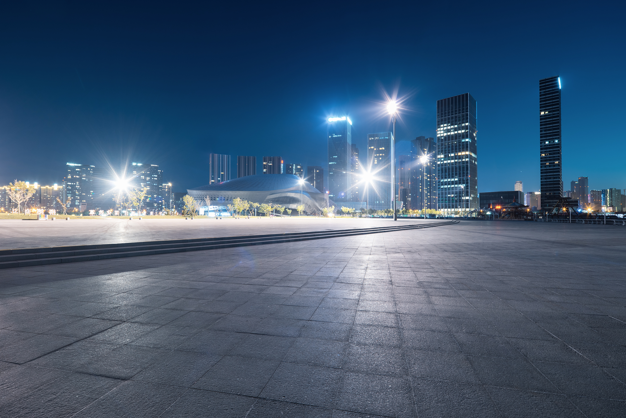 综上所述，高中生音乐感知能力存在问题的成因多方面，需要家庭、学校、社会等多方面共同努力，为学生创造更加良好的音乐学习环境，提高学生的音乐感知能力。