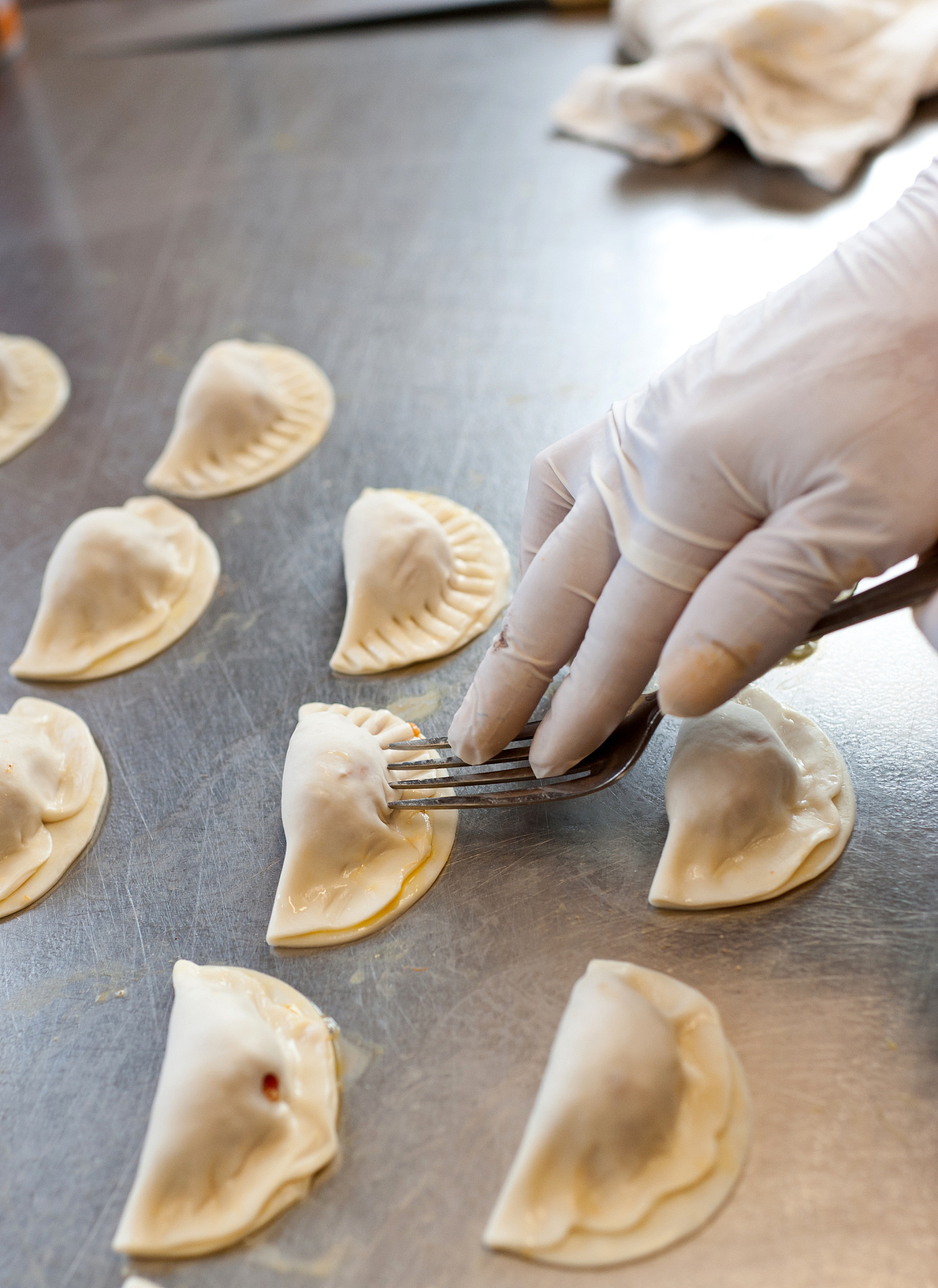 玉米馄饨包法：简单易学，包出美味馄饨！
