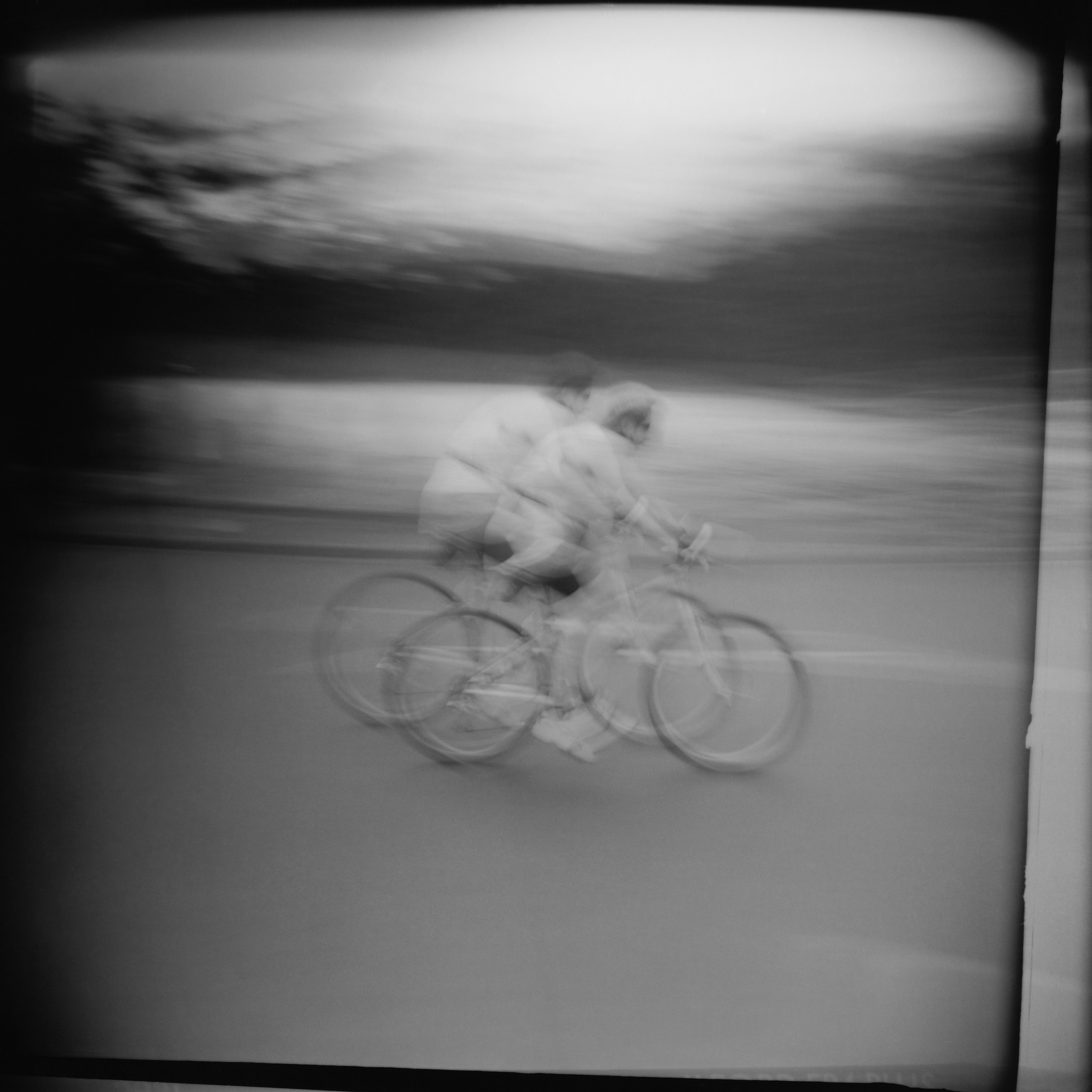 灰度图像边缘填充方法 - 对称填充详解