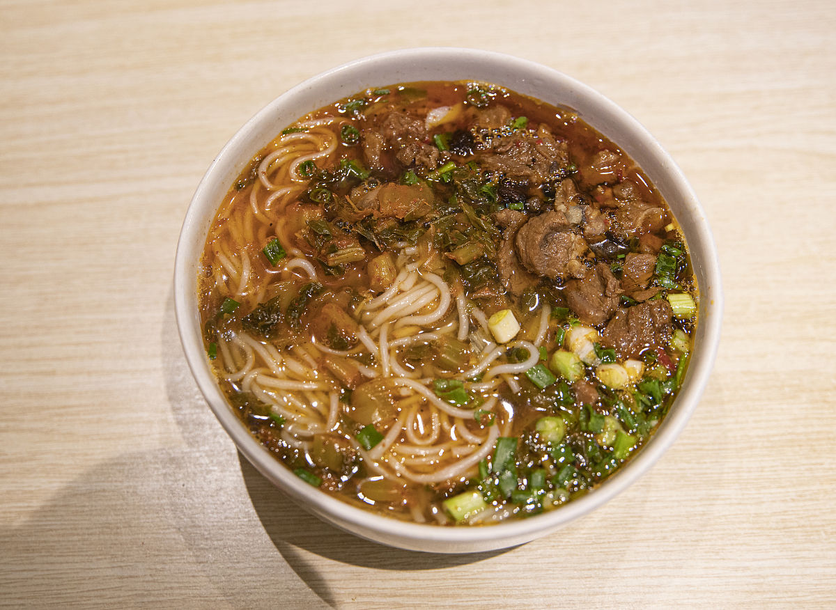 刘聋子津市牛肉粉配方：正宗做法300字详解