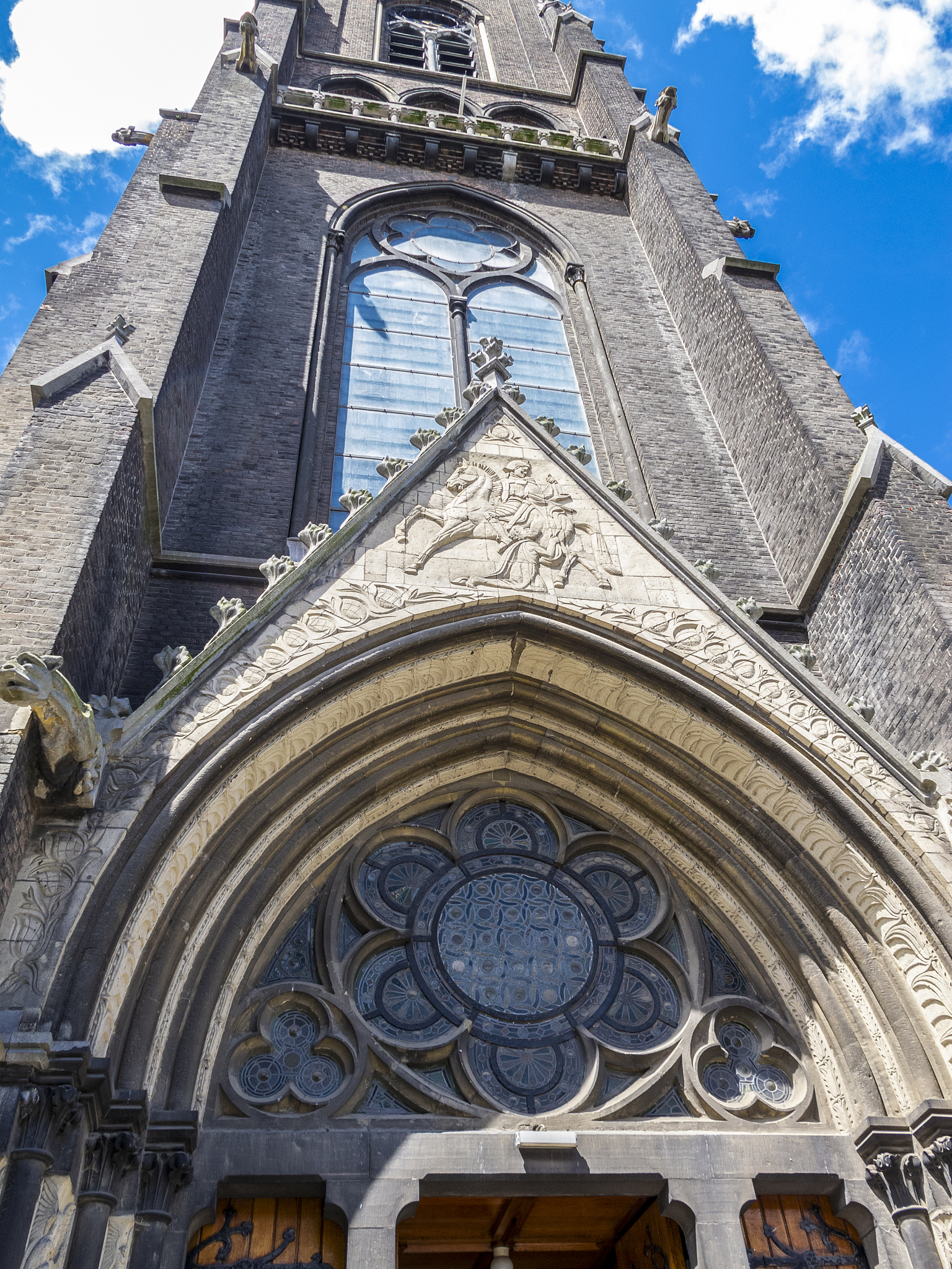 圣母百花大教堂鉴赏：哥特式建筑的巅峰之作